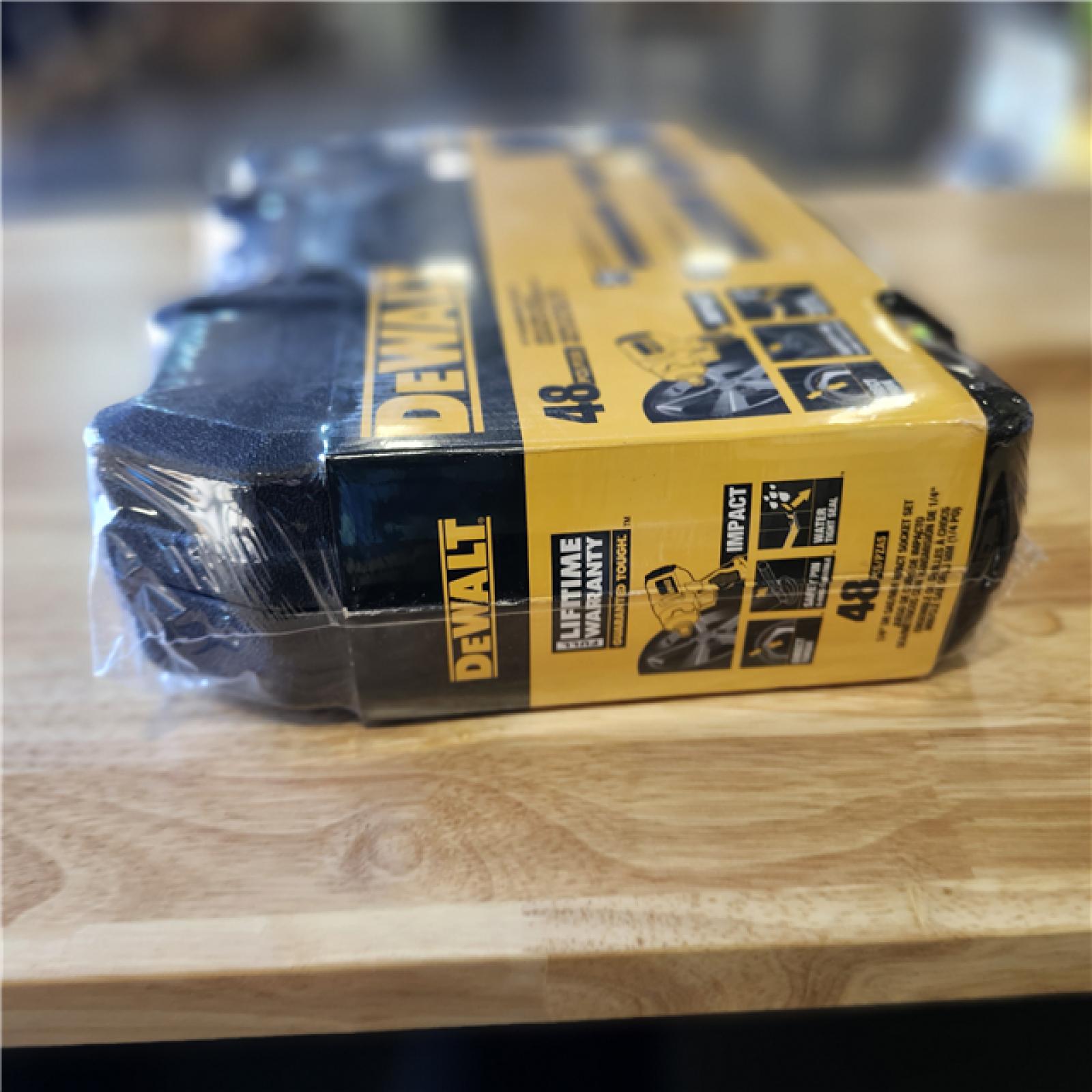 NEW! - DEWALT 1/4 in. Drive Metric and SAE Impact Socket Set (48-Piece)