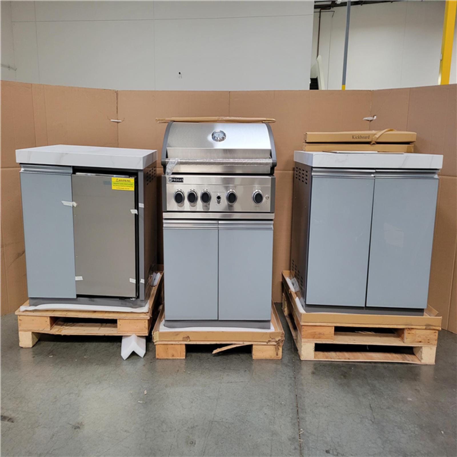 California AS-IS Prokan Bespoke 5B Modular Outoor Kitchen