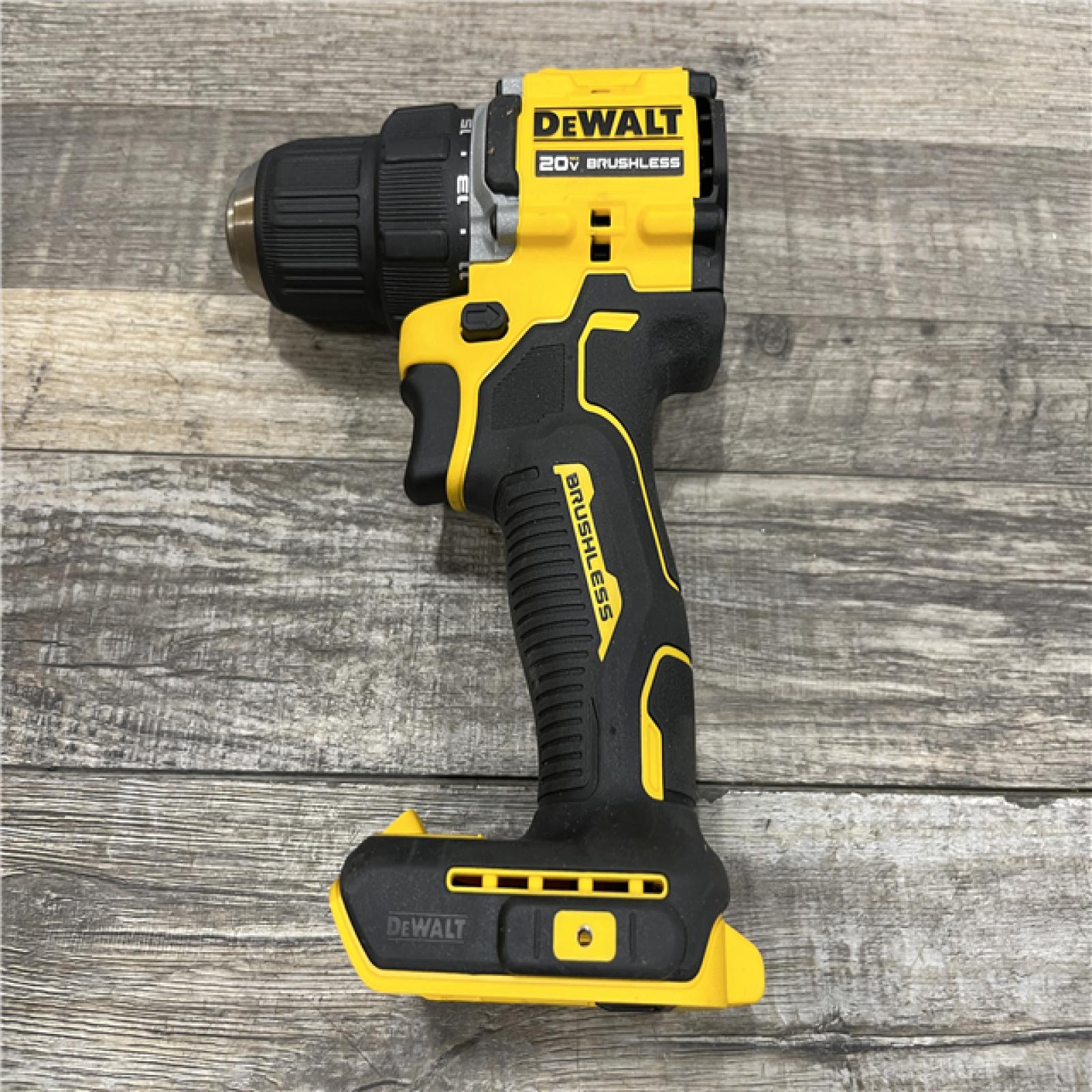 AS-IS DEWALT Atomic 20V Lithium-Ion Cordless Compact 1/2 in. Drill/Driver Kit