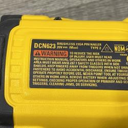 AS-IS DEWALT ATOMIC 20V MAX Lithium Ion Cordless 23 Gauge Pin Nailer Kit