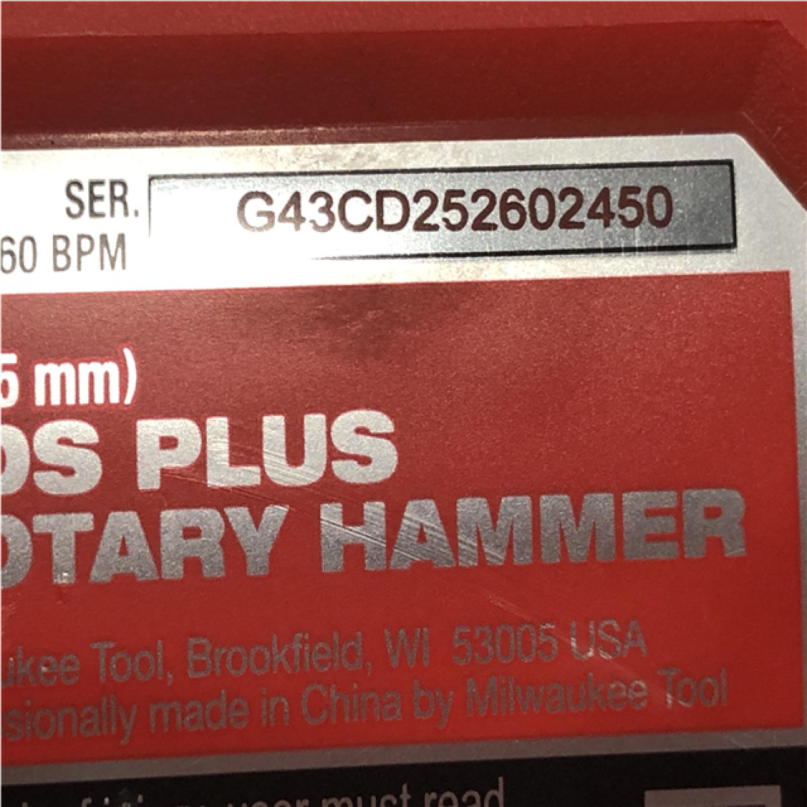 AS-IS Milwaukee 8 Amp Corded 1 in. SDS D-Handle Rotary Hammer