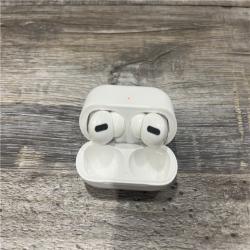 AS-IS AirPods Pro 1 And MagSafe Charging Case