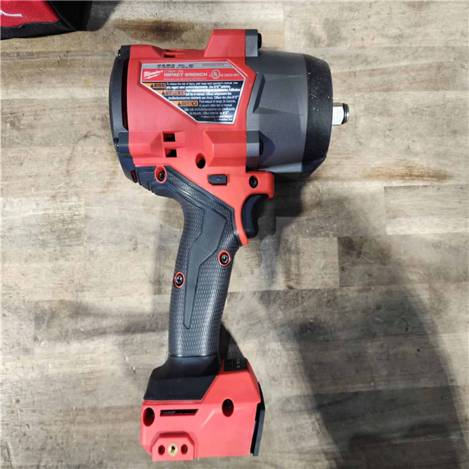 HOUSTON LOCATION - AS-IS (APPEARS LIKE NEW) Milwaukee M18 1/2 in. Cordless Brushless High Torque Impact Wrench Kit (Battery & Charger)