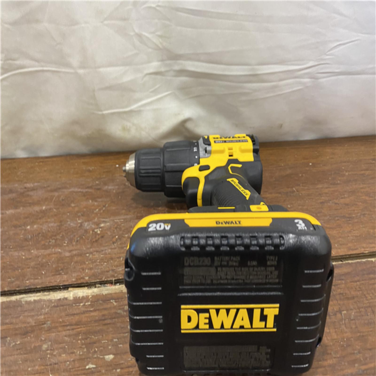 AS-IS DEWALT ATOMIC 20-Volt Lithium-Ion Cordless 1/2 in. Compact Hammer Drill with 3.0Ah Battery, Charger and Bag