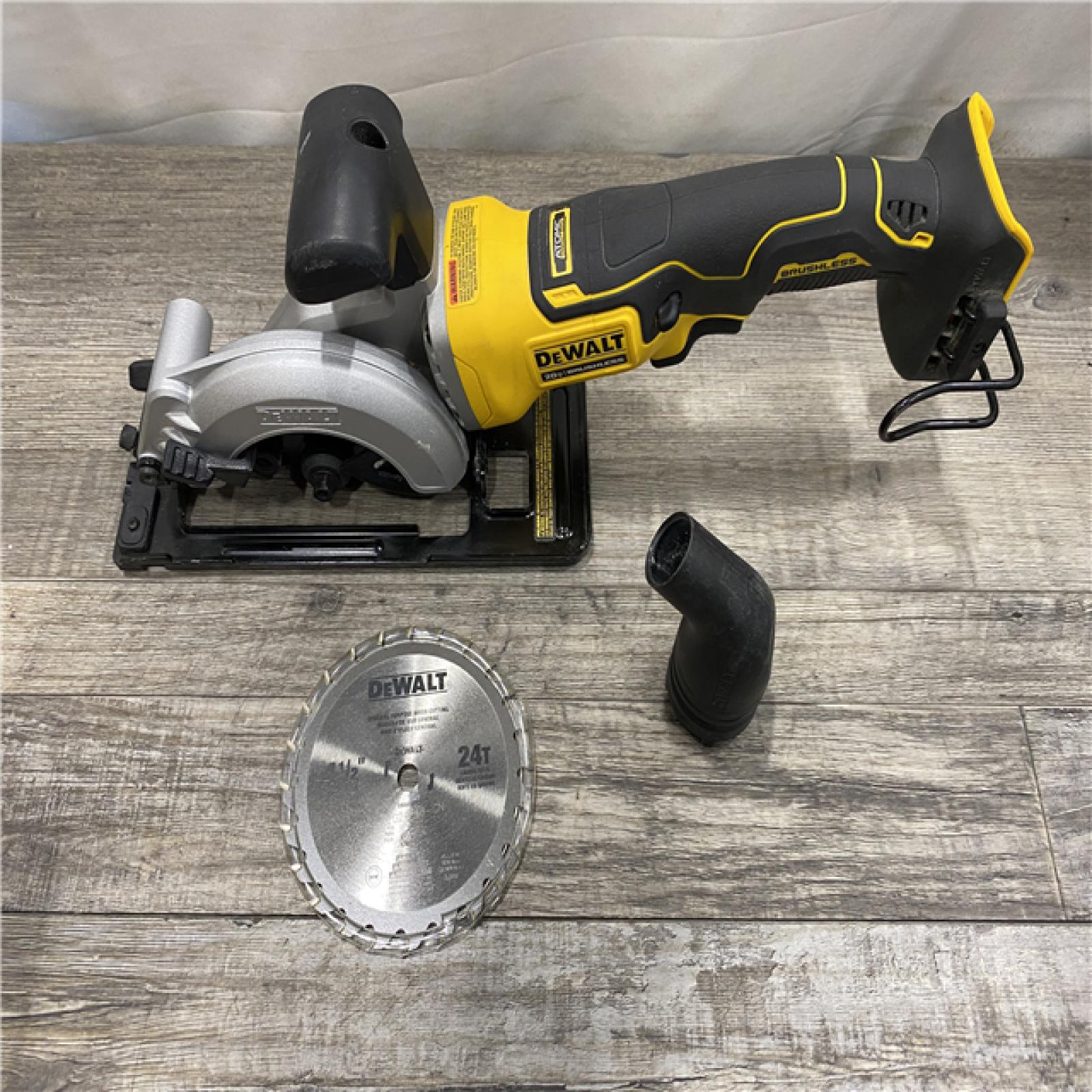 AS-IS DEWALT ATOMIC 20V MAX Cordless Brushless 4-1/2 in. Circular Saw (Tool Only)