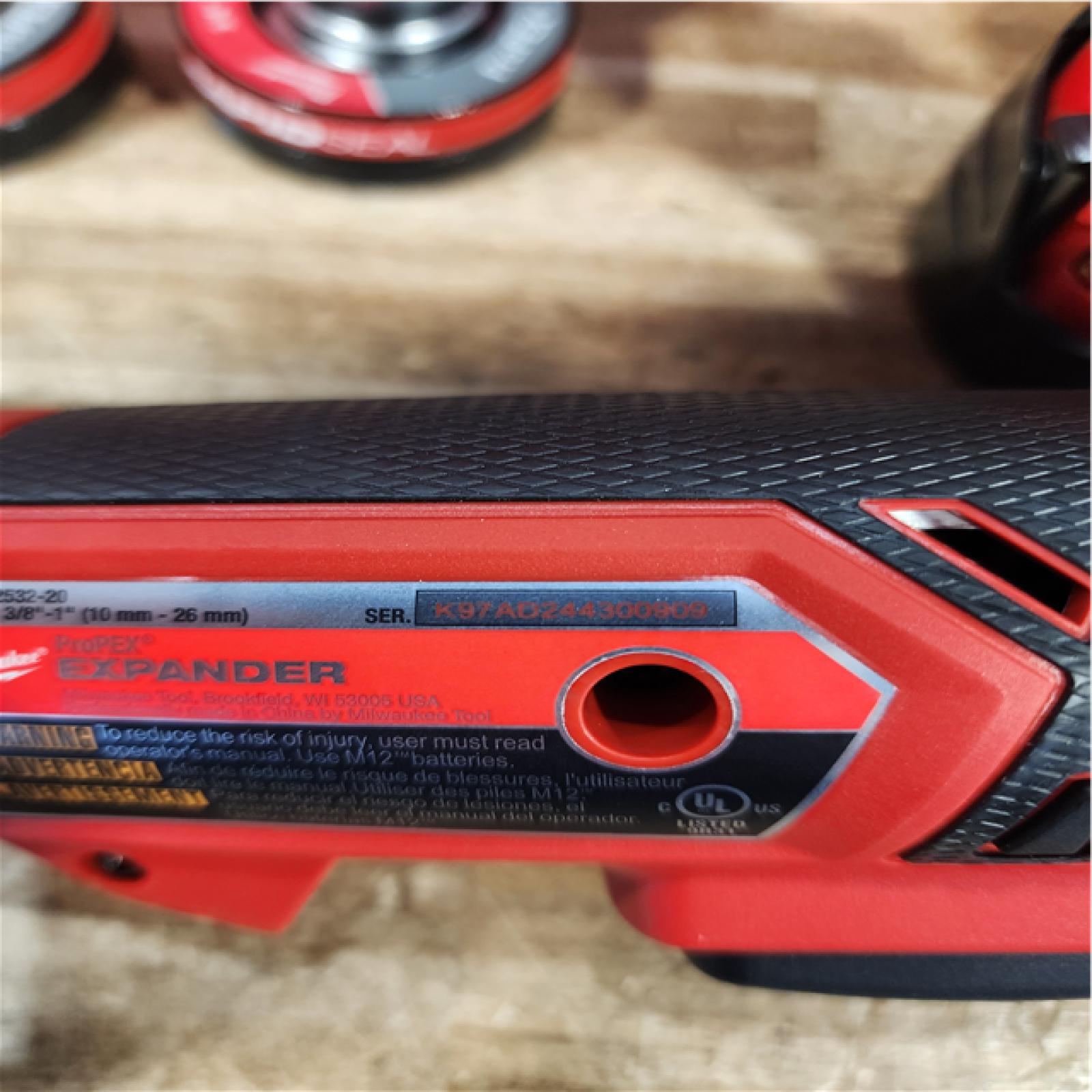 Houston Location AS-IS Milwaukee Expander Fuel and Rapid Charger and Battery with Charger
