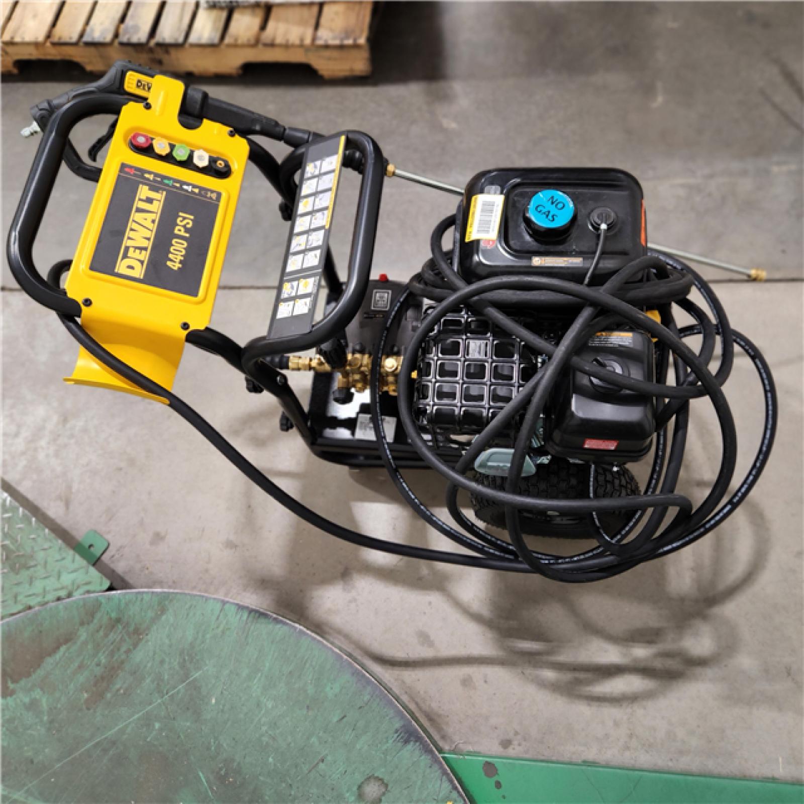 Dallas Location AsIs DXPW61377 Dewalt 4400 PSI Pressure Washer