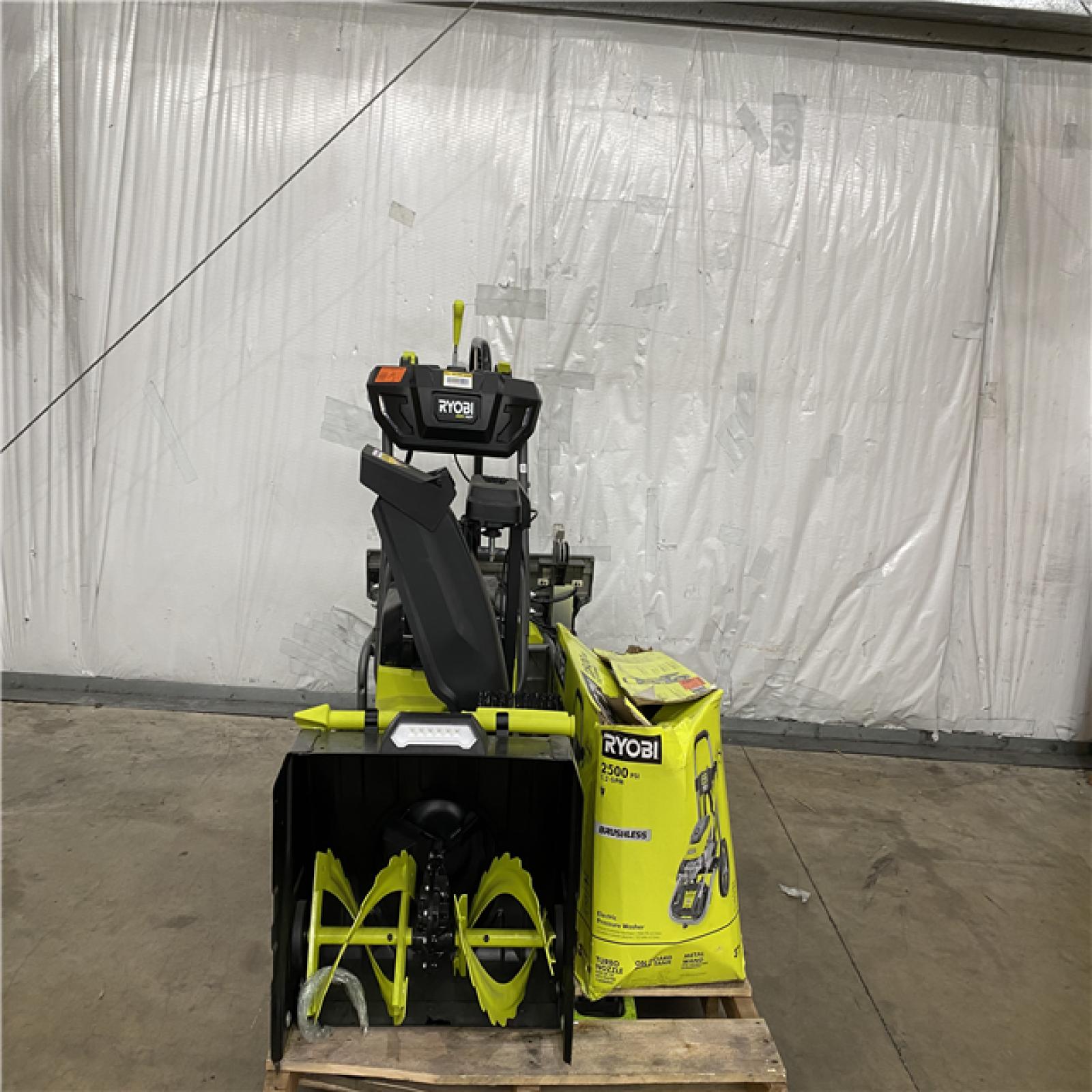 Houston Location AS IS - Tool Pallet