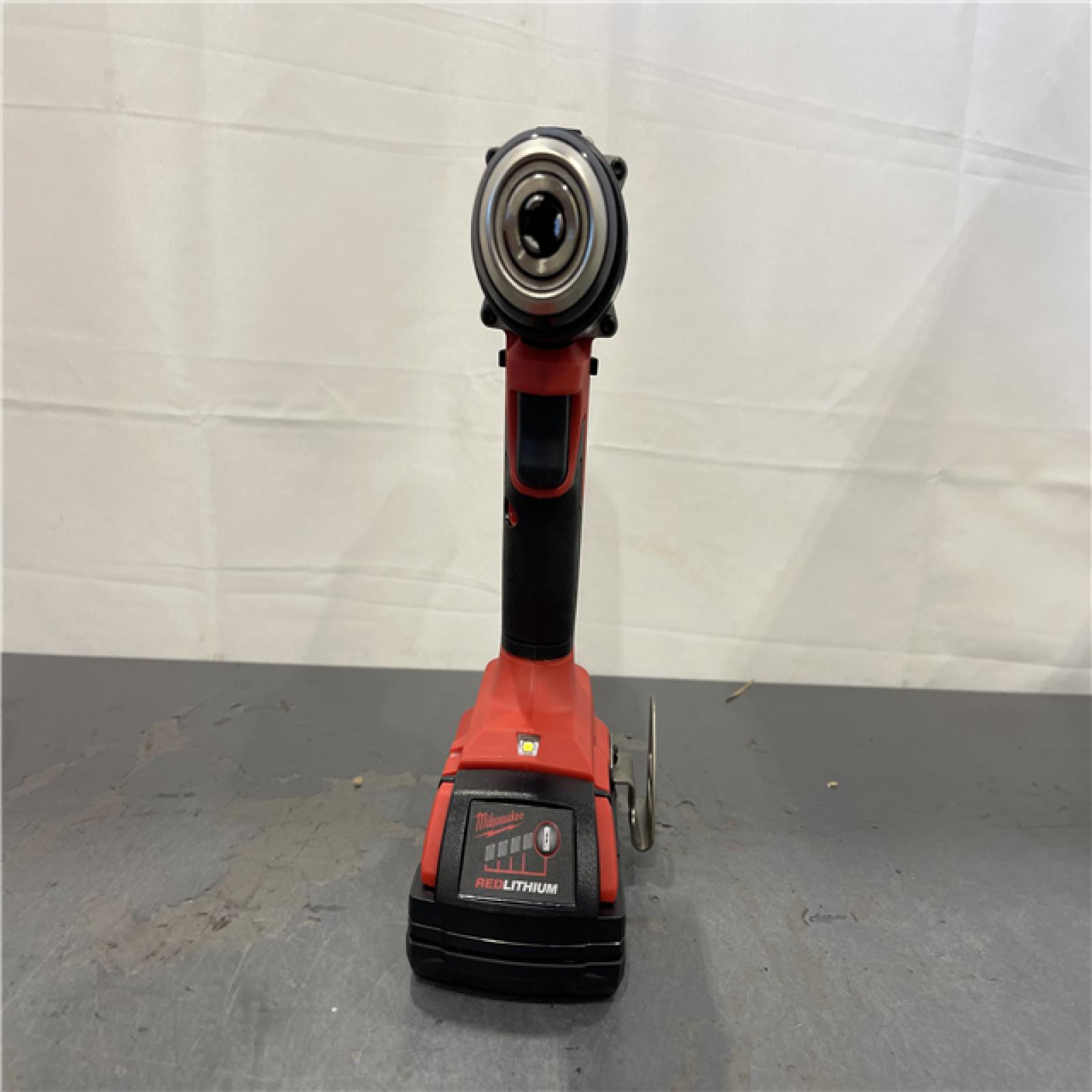 AS-IS - Milwaukee M18 18V Lithium-Ion Brushless Cordless 1/2 in. Compact Drill/Driver Kit
