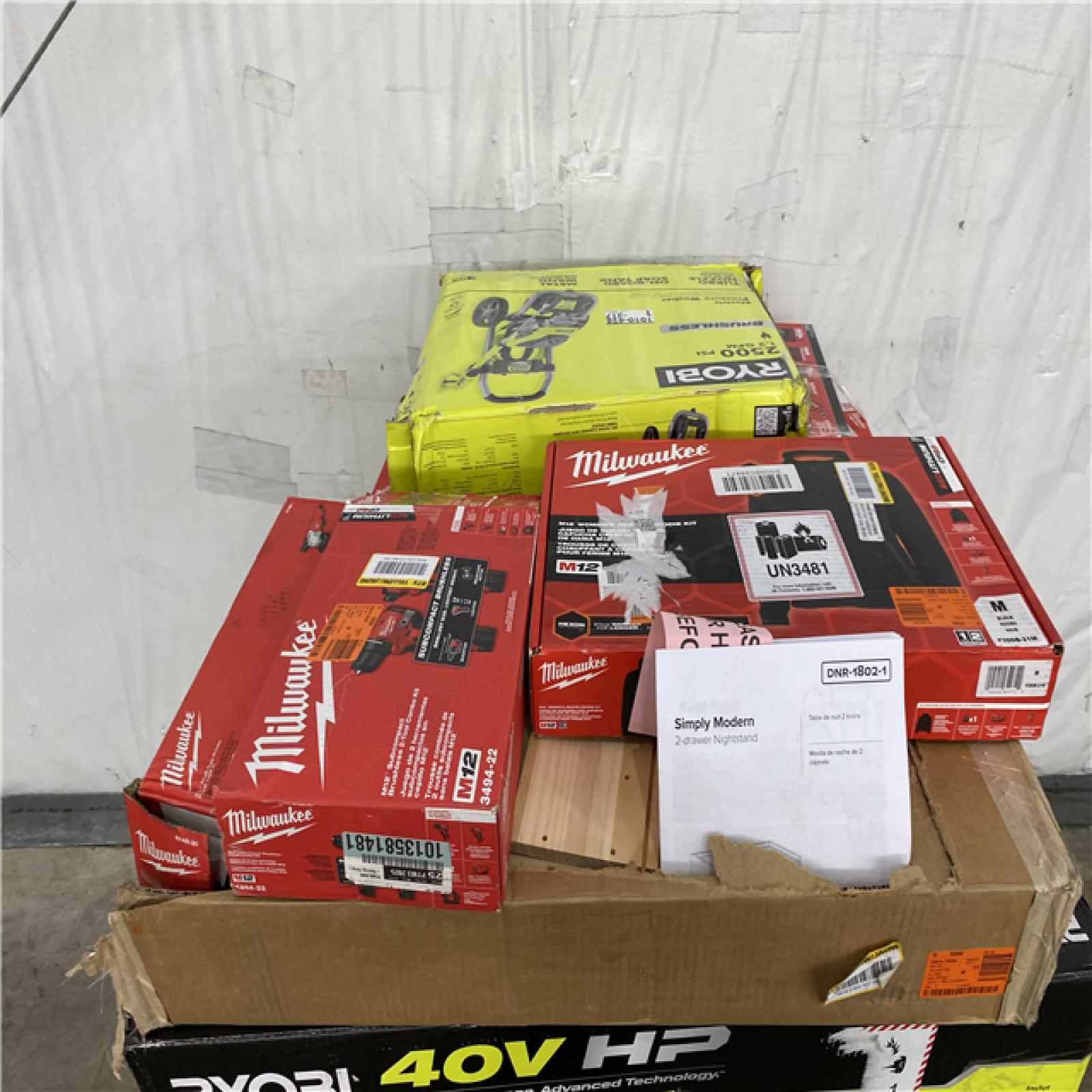 Houston Location AS IS - Tool Pallet