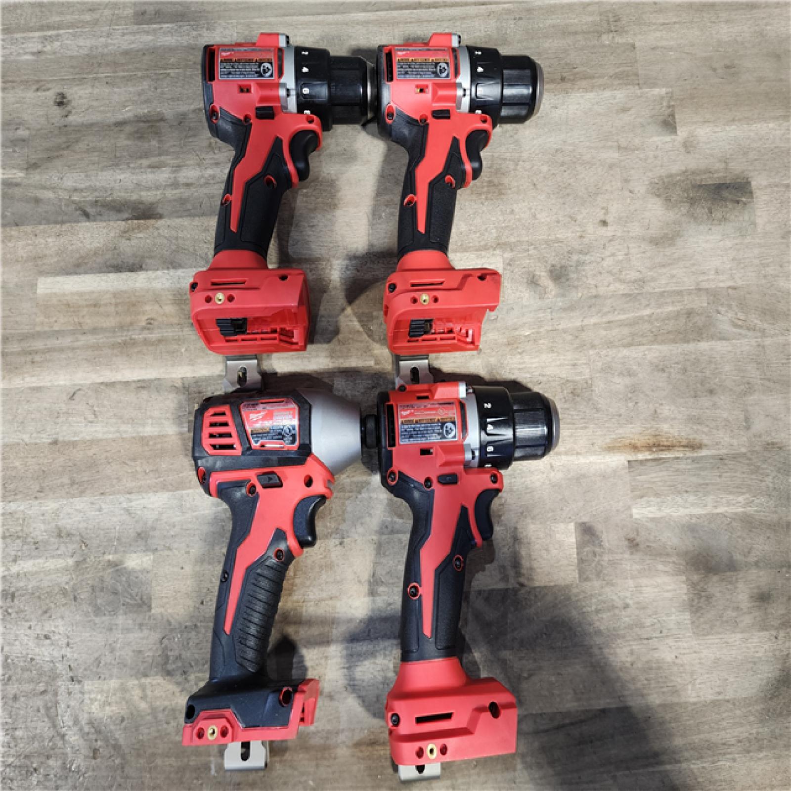 HOUSTON LOCATION - AS-IS MILWAUKEE 4 TOOL COMBO KIT W/ (2) BATTERY & CHARGER