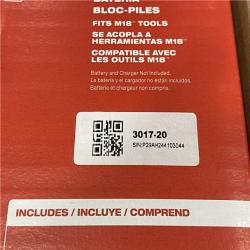 NEW - Milwaukee FUEL 120 MPH 500 CFM 18V Lithium-Ion Brushless Cordless Handheld Blower (Tool-Only)