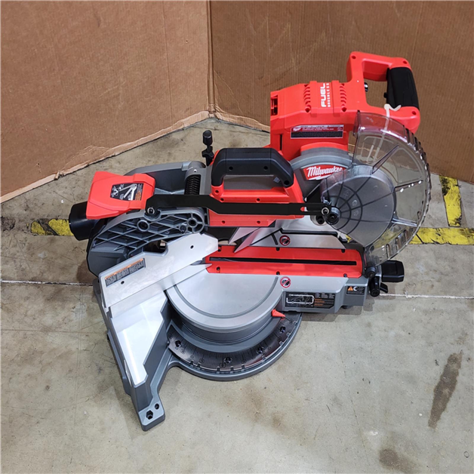 HOUSTON LOCATION - AS-IS (APPEARS LIKE NEW) Milwaukee M18 FUEL Brushless Cordless 10 in. Dual Bevel Sliding Compound Miter Saw (Tool-Only)