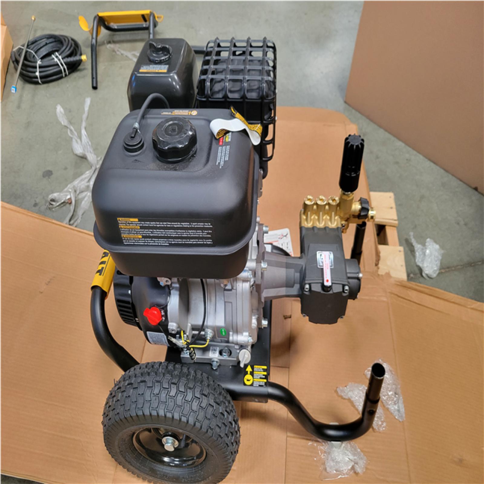 CALIFORNIA AS-IS DEWALT 4400 PSI 4.0 GPM Cold Water Gas Pressure Washer	