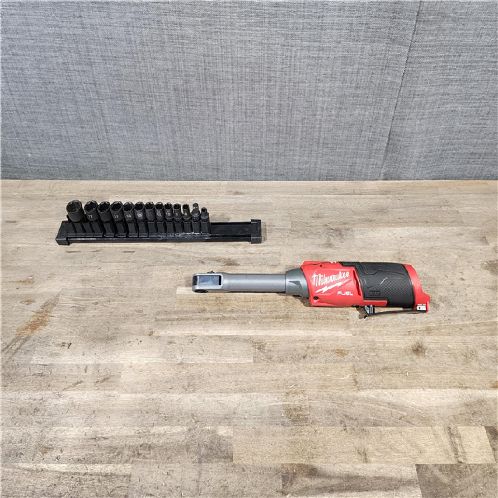 HOUSTON LOCATION - AS-IS Milwaukee M12 FUEL INSIDER Extended Reach Box Ratchet (Tool-Only)