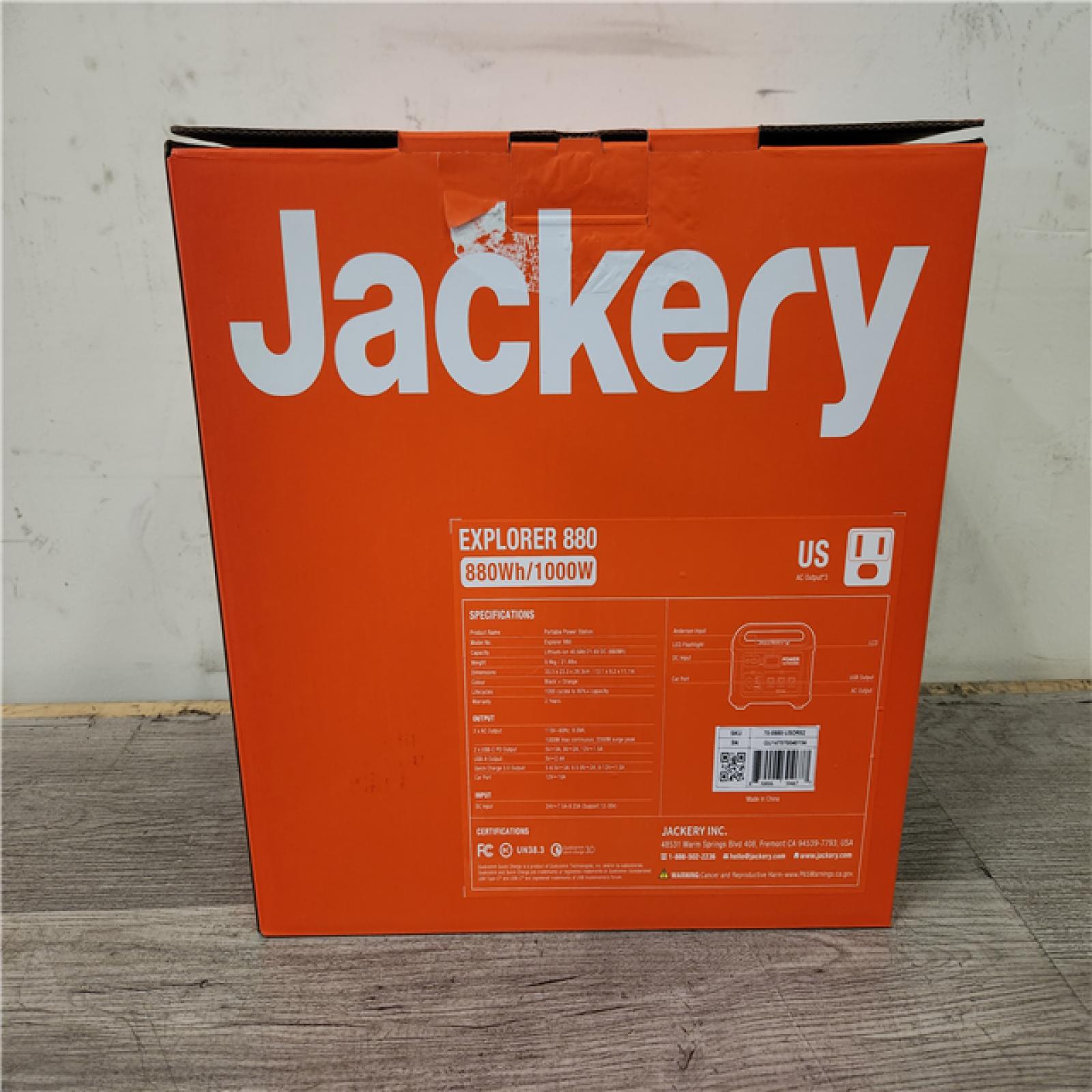 Phoenix Location LIKE NEW Jackery Explorer 880, 880Wh/1000W Model No: Explorer 880