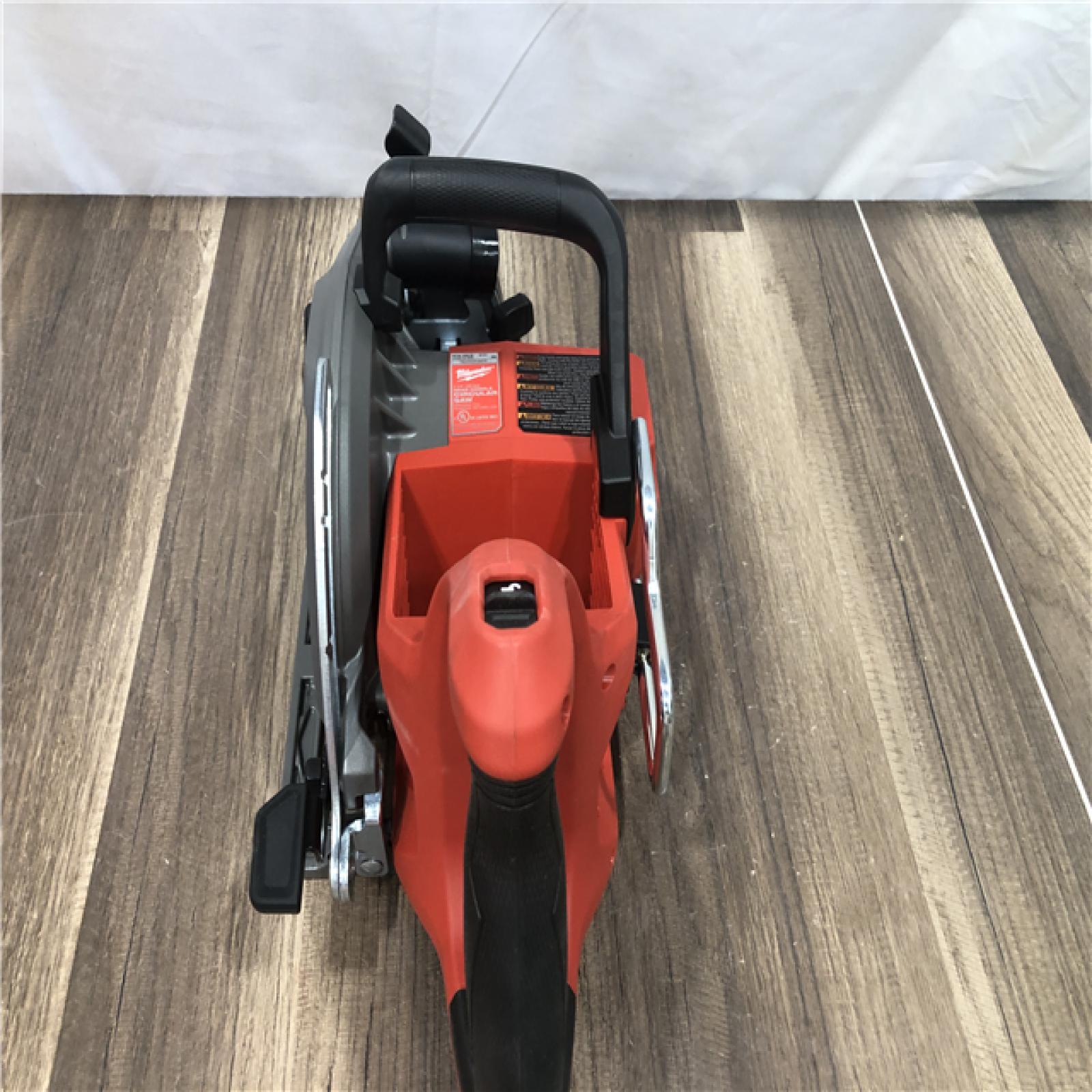 AS-IS Milwaukee FUEL 18V Lithium-Ion Cordless 7-1/4 in. Rear Handle Circular Saw (Tool-Only)