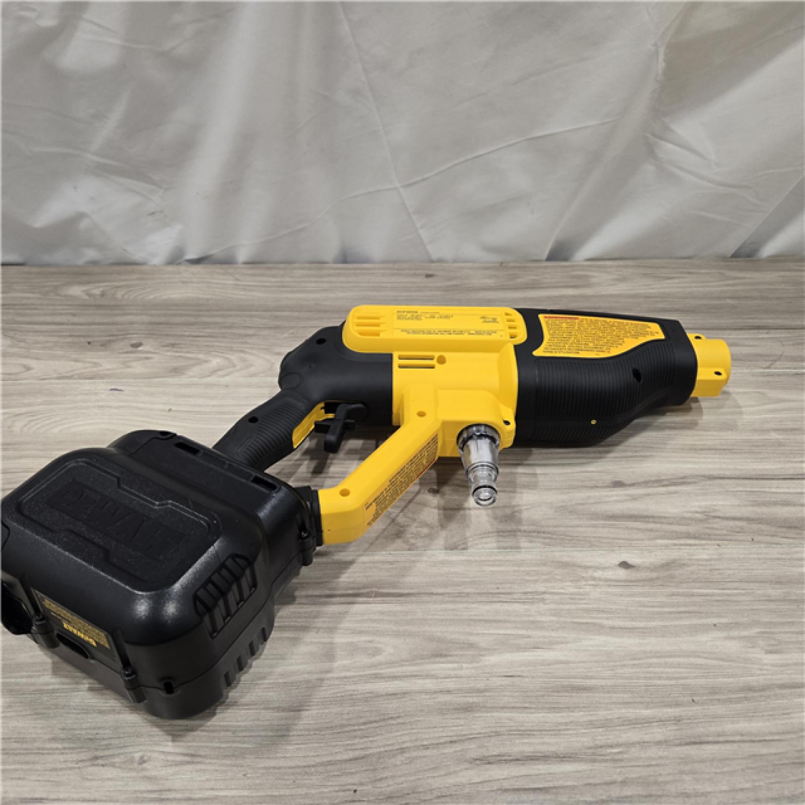 AS-IS Dewalt 20V 550 PSI 1 GPM Cordless Power Cleaner (Tool-Only) DCPW550B