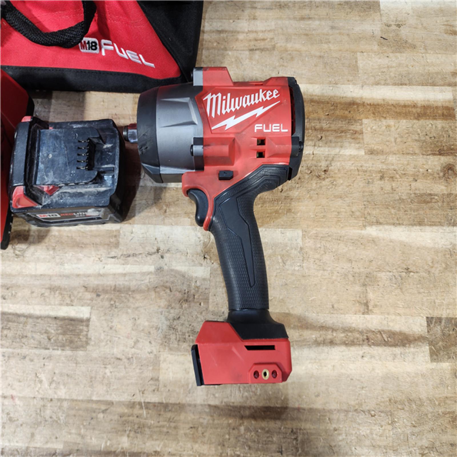 HOUSTON LOCATION - AS - IS Milwaukee M18 FUEL Brushless Cordless High-Torque 1/2 in. Impact Wrench W/Friction Ring Kit