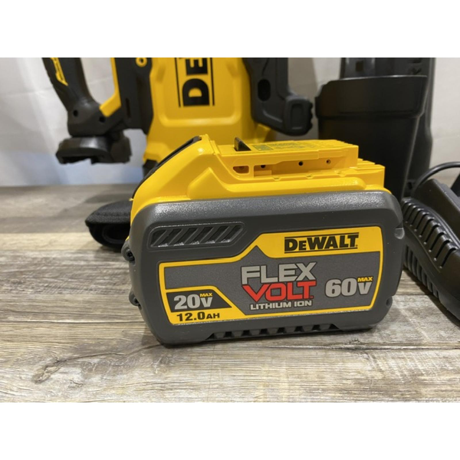 AS-IS DEWALT FLEXVOLT 60V MAX 160 MPH 760 CFM Brushless Cordless Axial Blower Kit