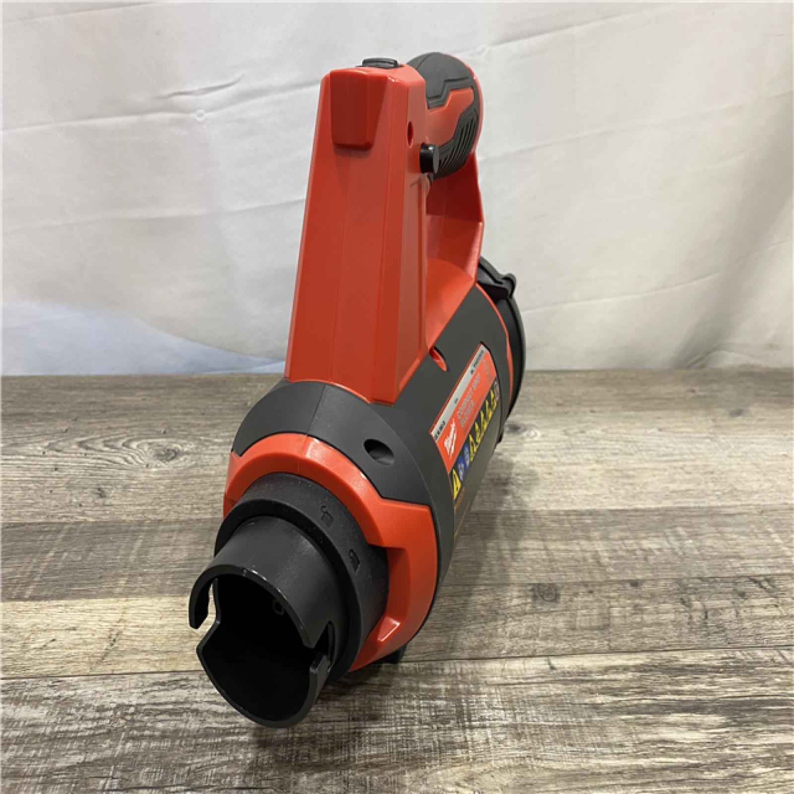 AS-IS Milwaukee 12V Lithium-Ion Cordless Compact Spot Blower (Tool-Only)