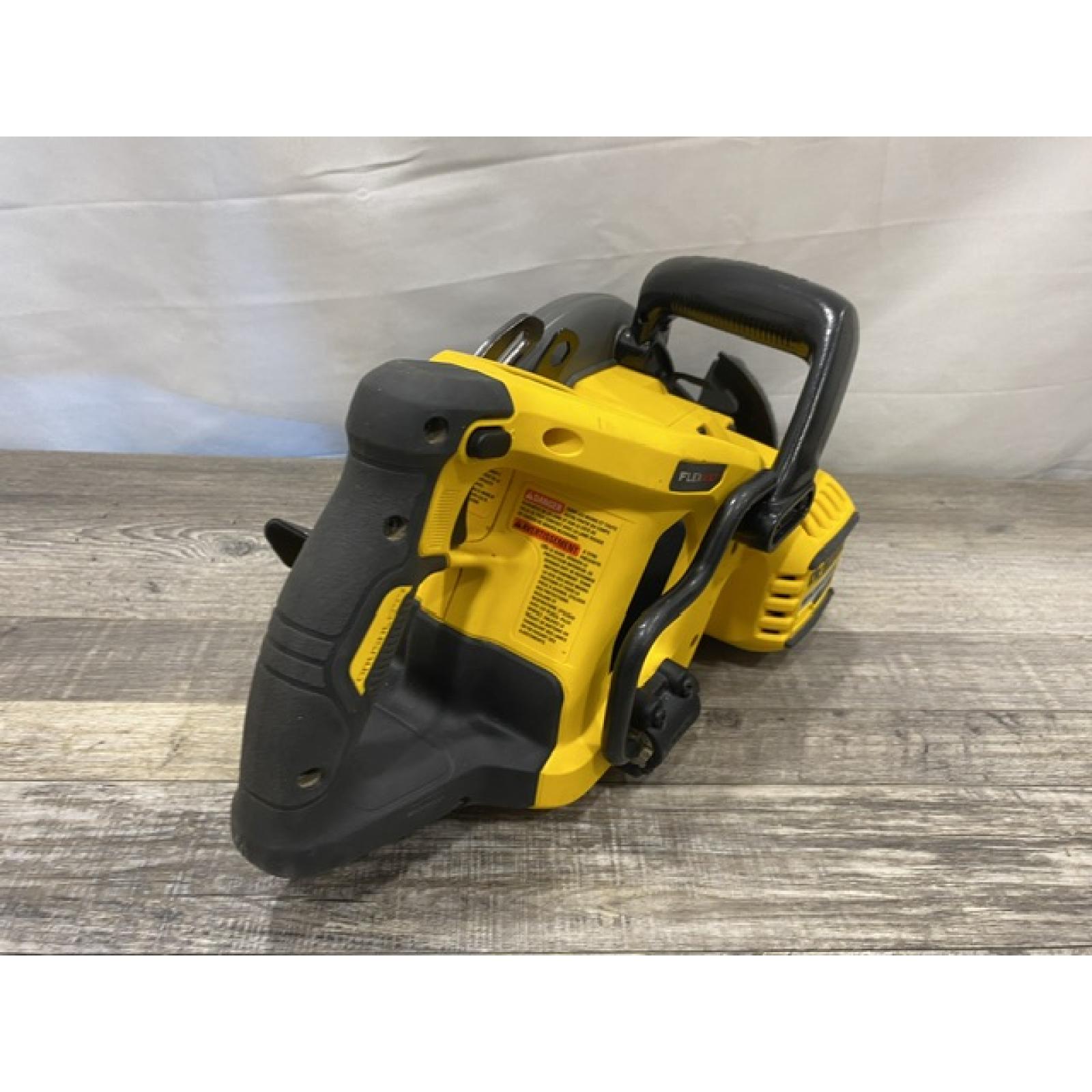 AS-IS DEWALT FLEXVOLT 60V MAX Cordless Brushless 7-1/4 in. Wormdrive Style Circular Saw (Tool Only)