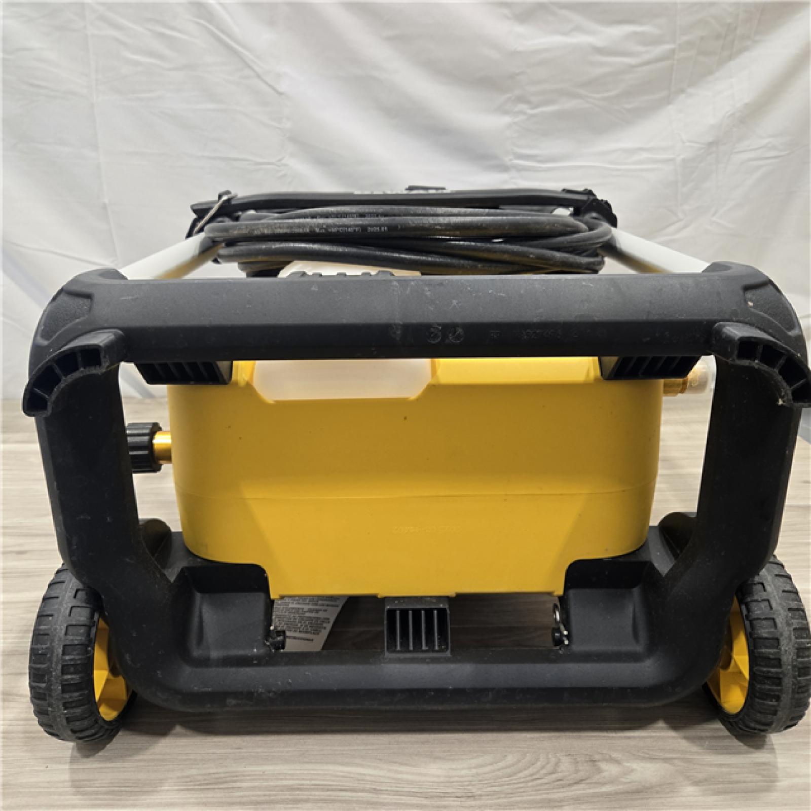 AS-IS DEWALT 3000 PSI 15 Amp Electric Pressure Washer