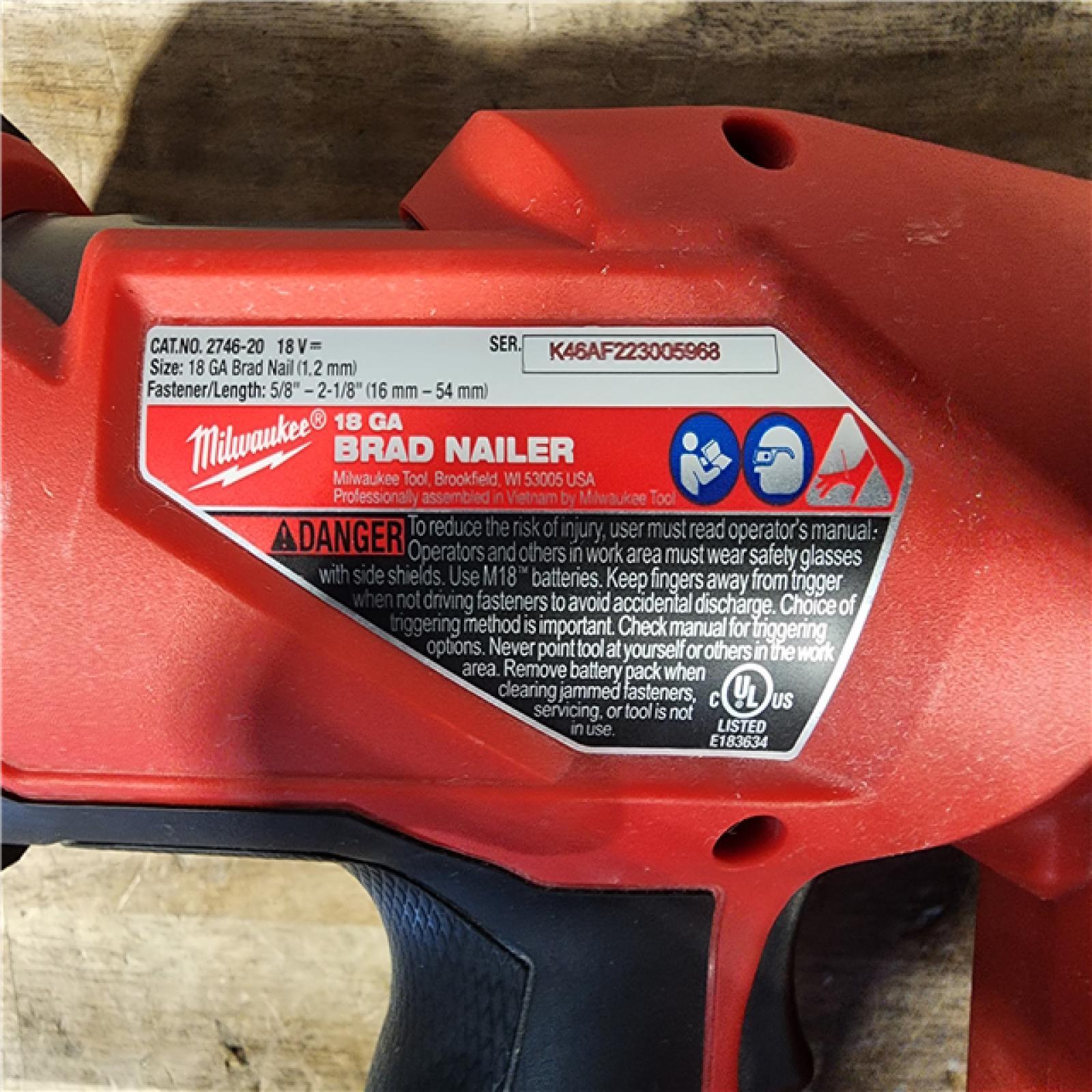 HOUSTON LOCATION - AS-IS Milwaukee M18 FUEL 18 Gauge Brad Nailer (TOOL ONLY)