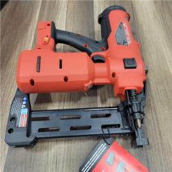 AS-IS  Milwaukee M18 FUEL Brushless Cordless 9-Gauge 2 Utility Fencing Stapler (Tool Only)