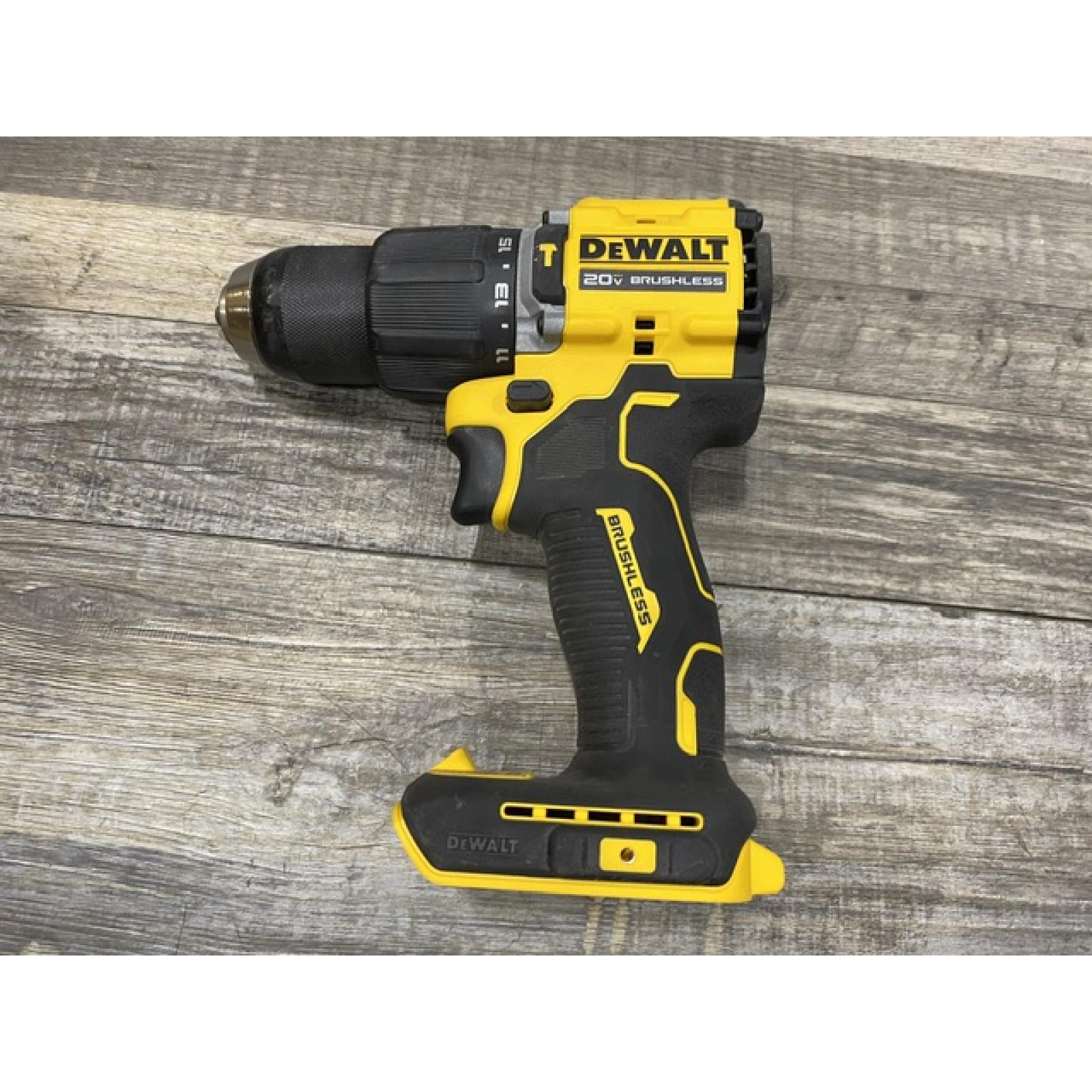 AS-IS DEWALT ATOMIC 20V Lithium-Ion Cordless 1/2 in. Hammer Drill Kit