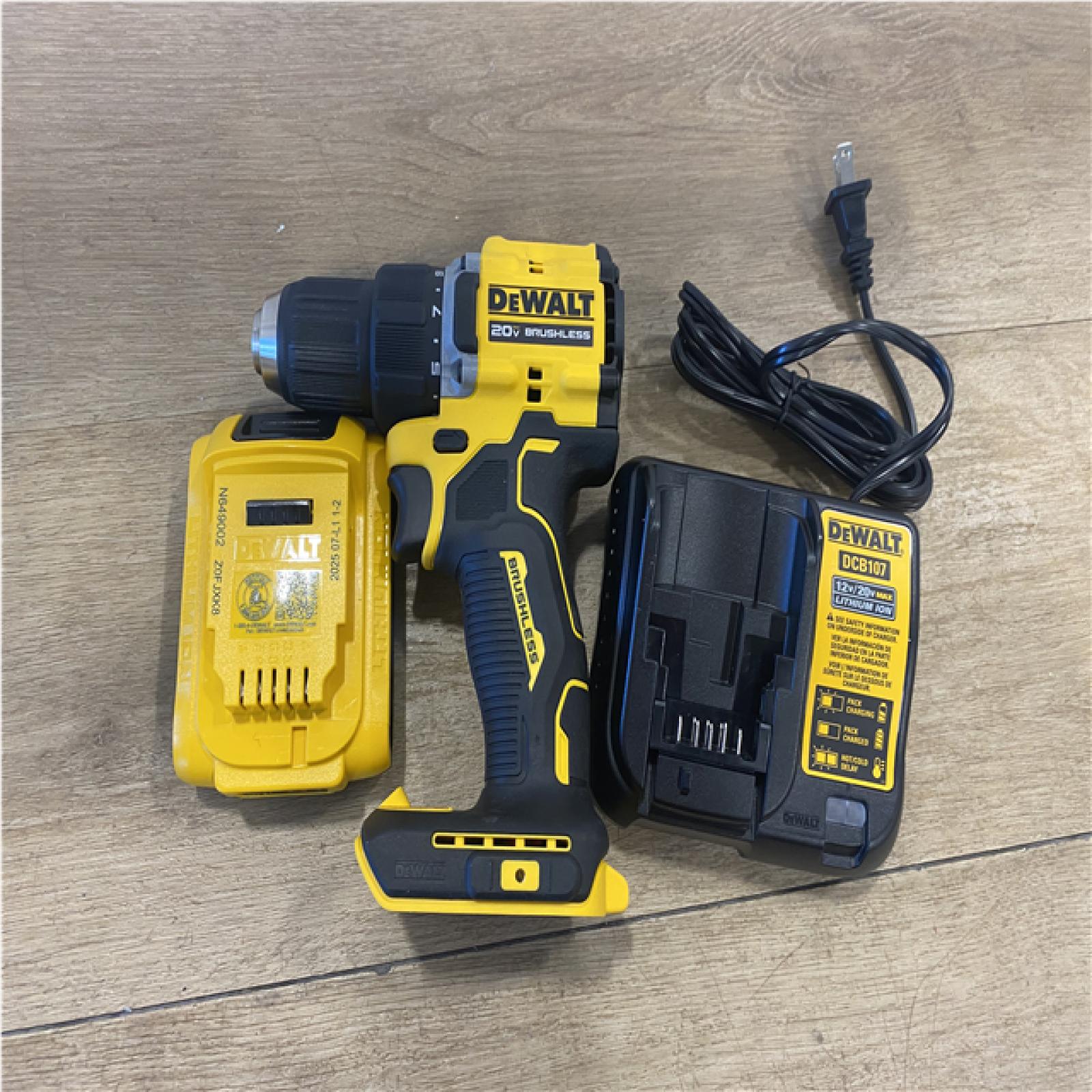 AS-IS DEWALT Atomic 20V Lithium-Ion Cordless Compact 1/2 in. Drill/Driver Kit