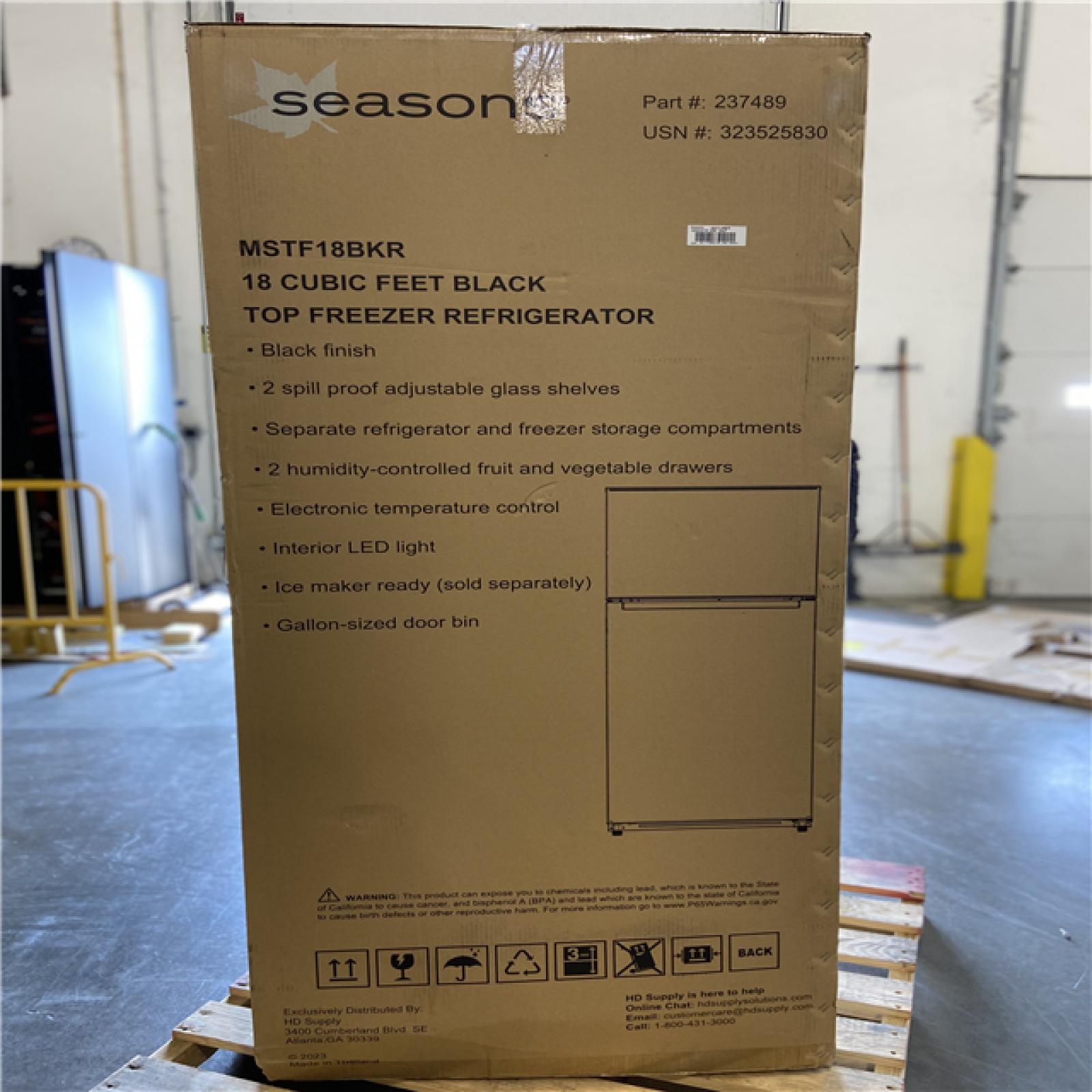 DALLAS LOCATION - Seasons® 18 Cu. Ft. Top-Freezer Refrigerator, Energy Star®, Black