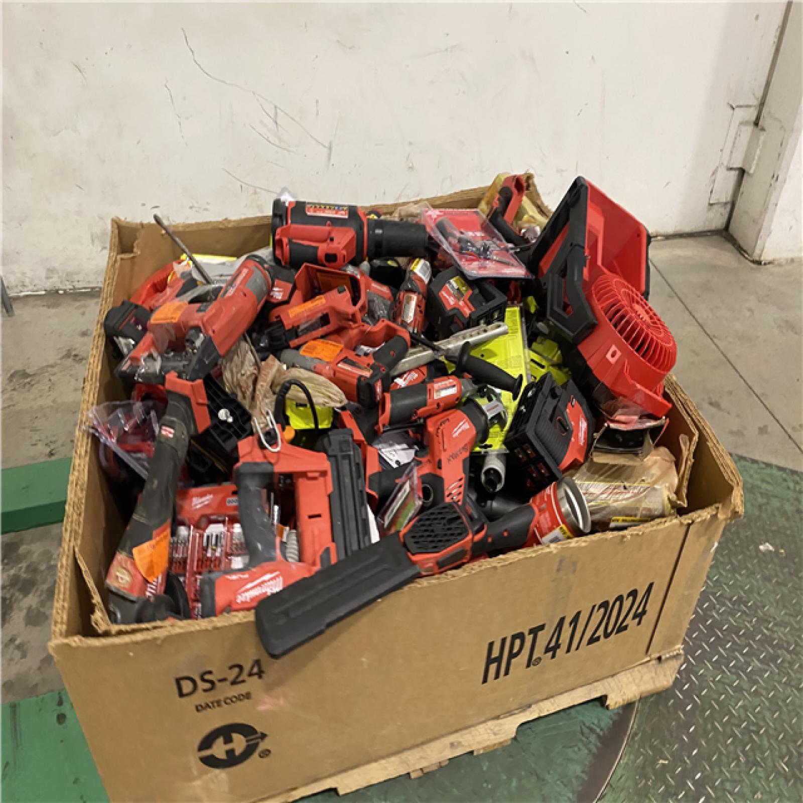 Dallas Location - As-Is Tool Pallet