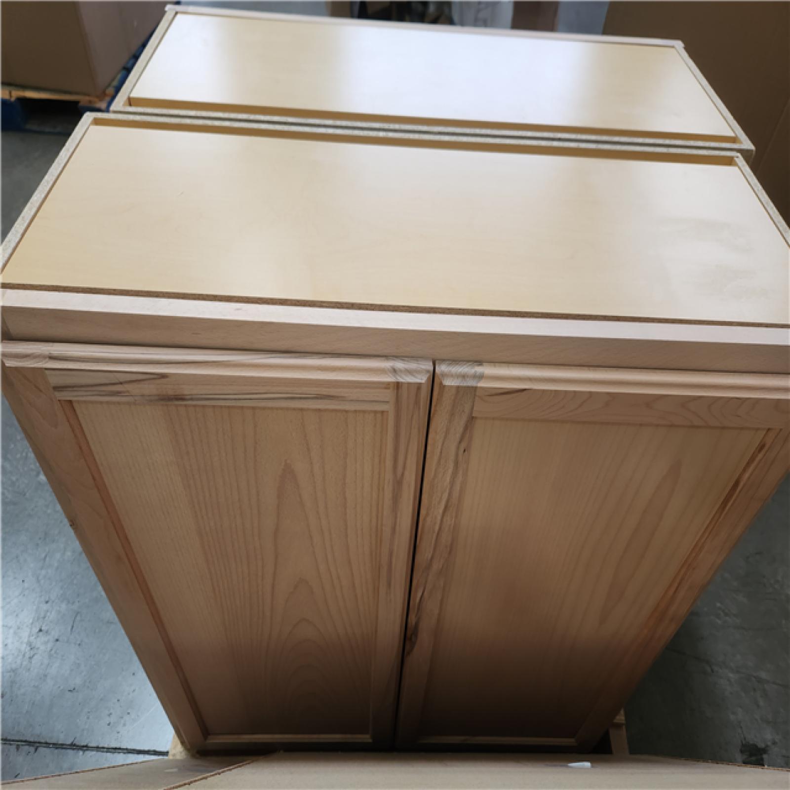 Phoenix AS-IS Mixed Hampton Bay Assembled Kitchen Cabinet Pallet (4-Cabinets)