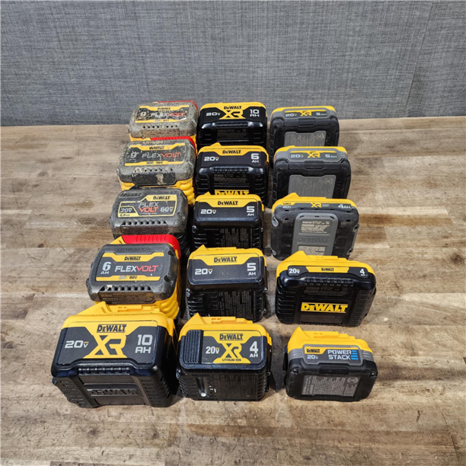 HOUSTON LOCATION - AS-IS DEWALT BATTERY PACK QTY - 15