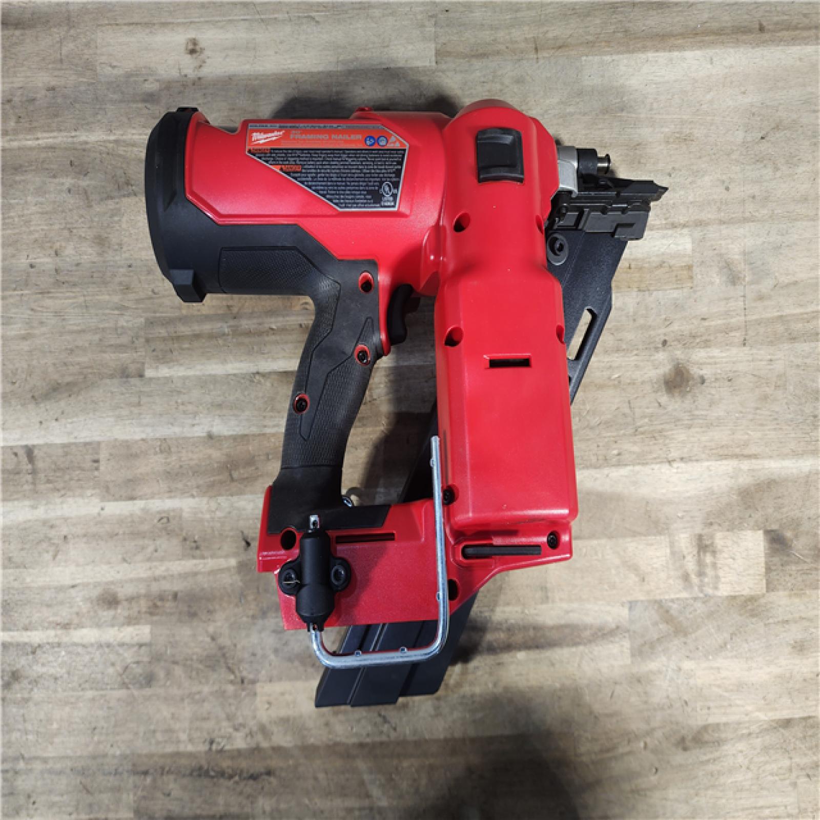HOUSTON LOCATION - AS-IS Milwaukee M18 FUEL 30 Degree Framing Nailer (TOOL ONLY)