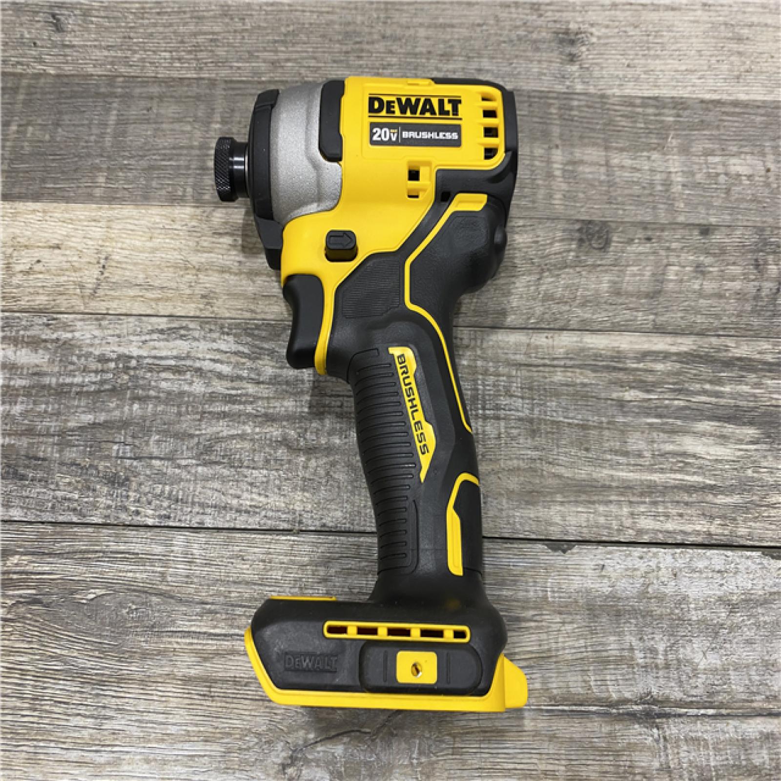 AS-IS DEWALT Atomic 20V Max Lithium-Ion Brushless Cordless Compact 1/4 in. Impact Driver Kit