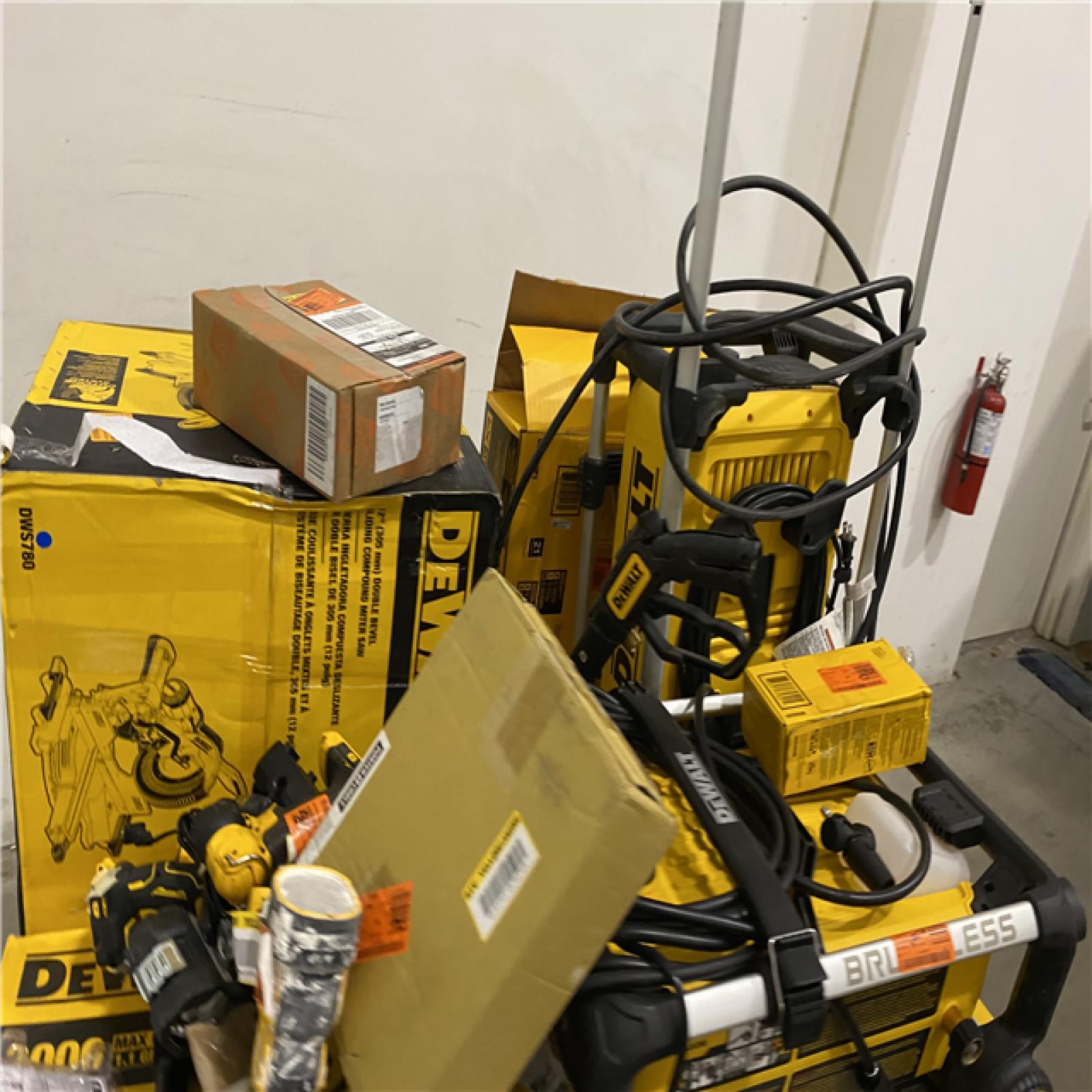 Dallas Location - As-Is DEWALT Tool Pallet