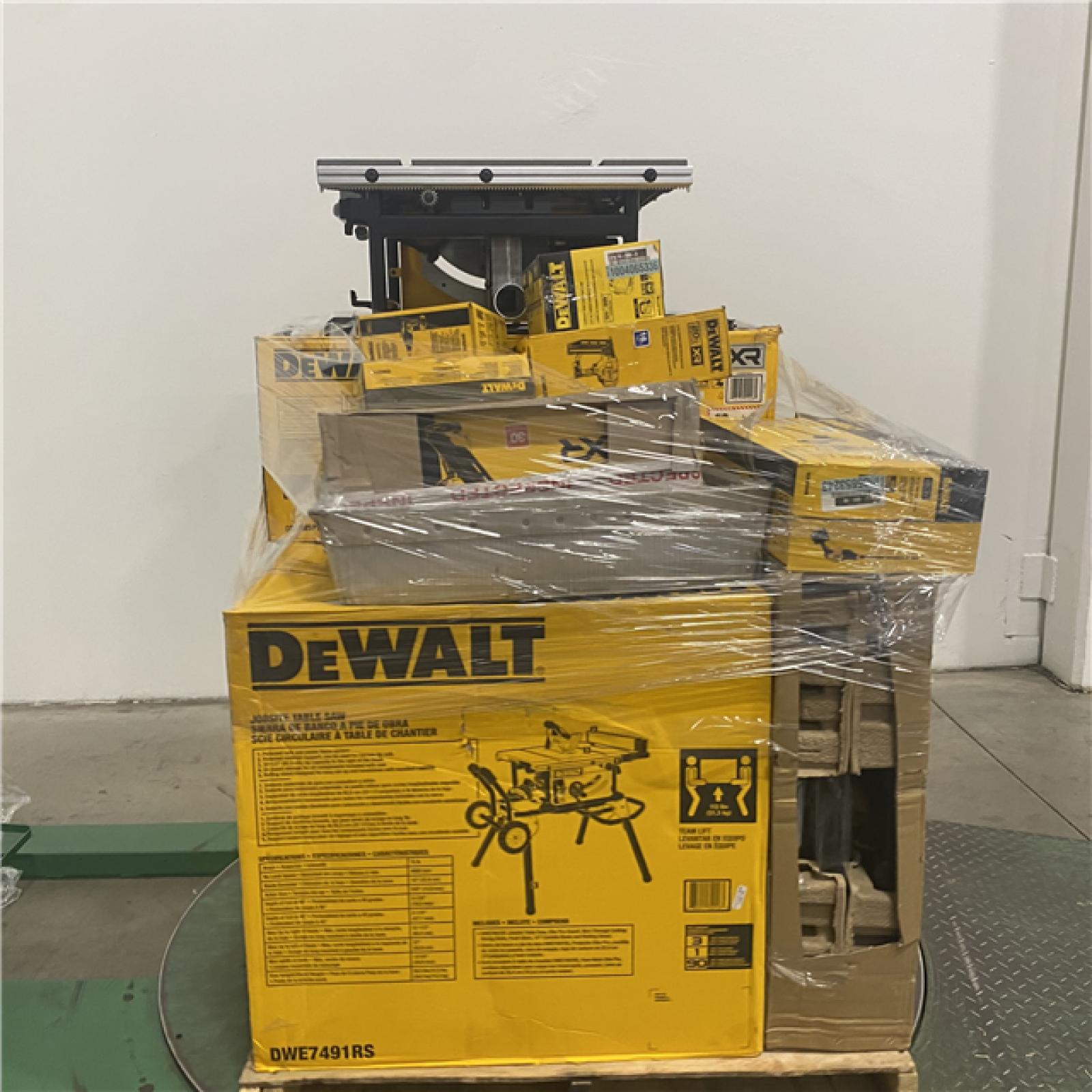 Dallas Location - As-Is Tool Pallet