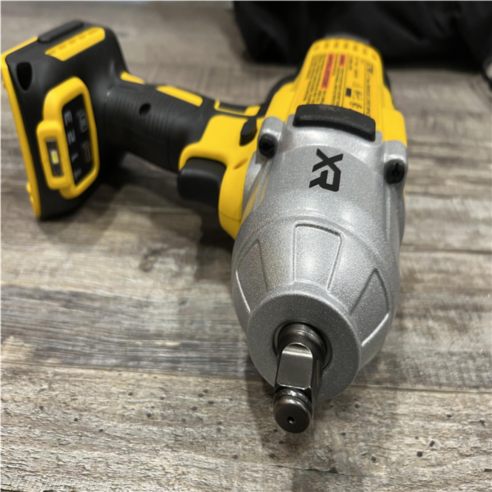 AS-IS DEWALT 20V MAX Lithium-Ion Cordless 1/2 in. Impact Wrench Kit