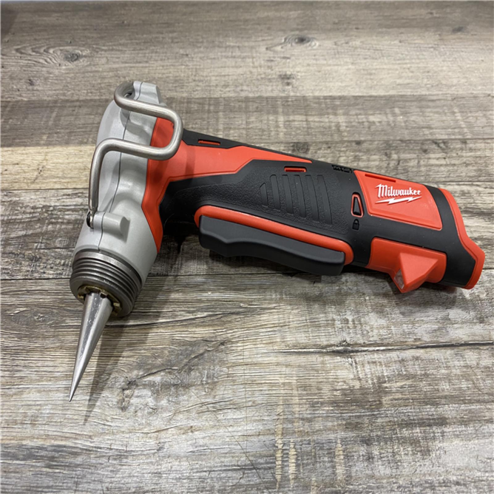 AS-IS Milwaukee 12-Volt Lithium-Ion Cordless ProPEX Expansion Tool Kit