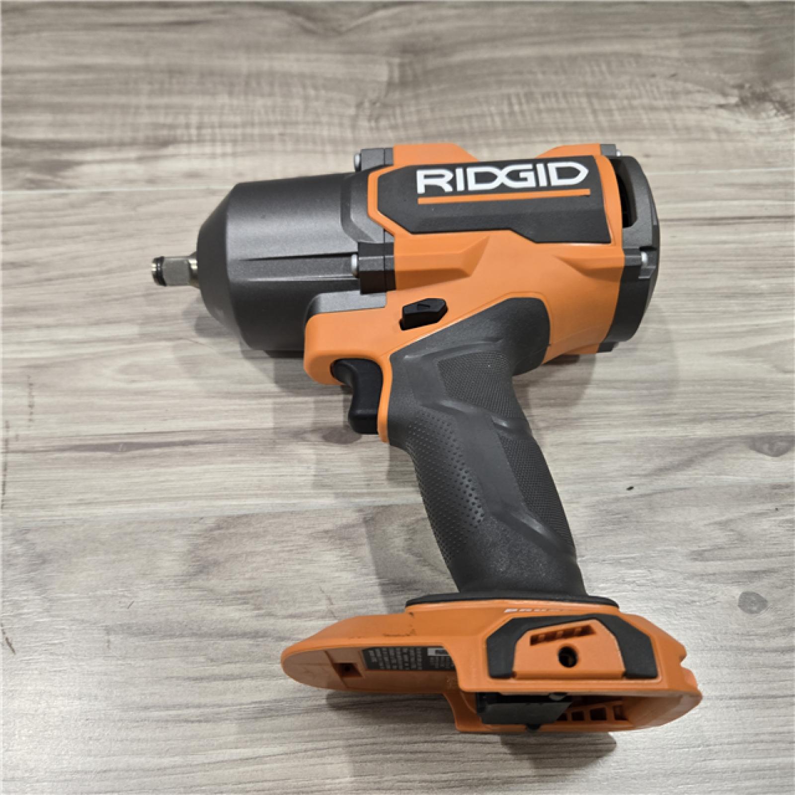 LIKE NEW! - RIDGID 18V Brushless CordlessImpact Wrench Kit