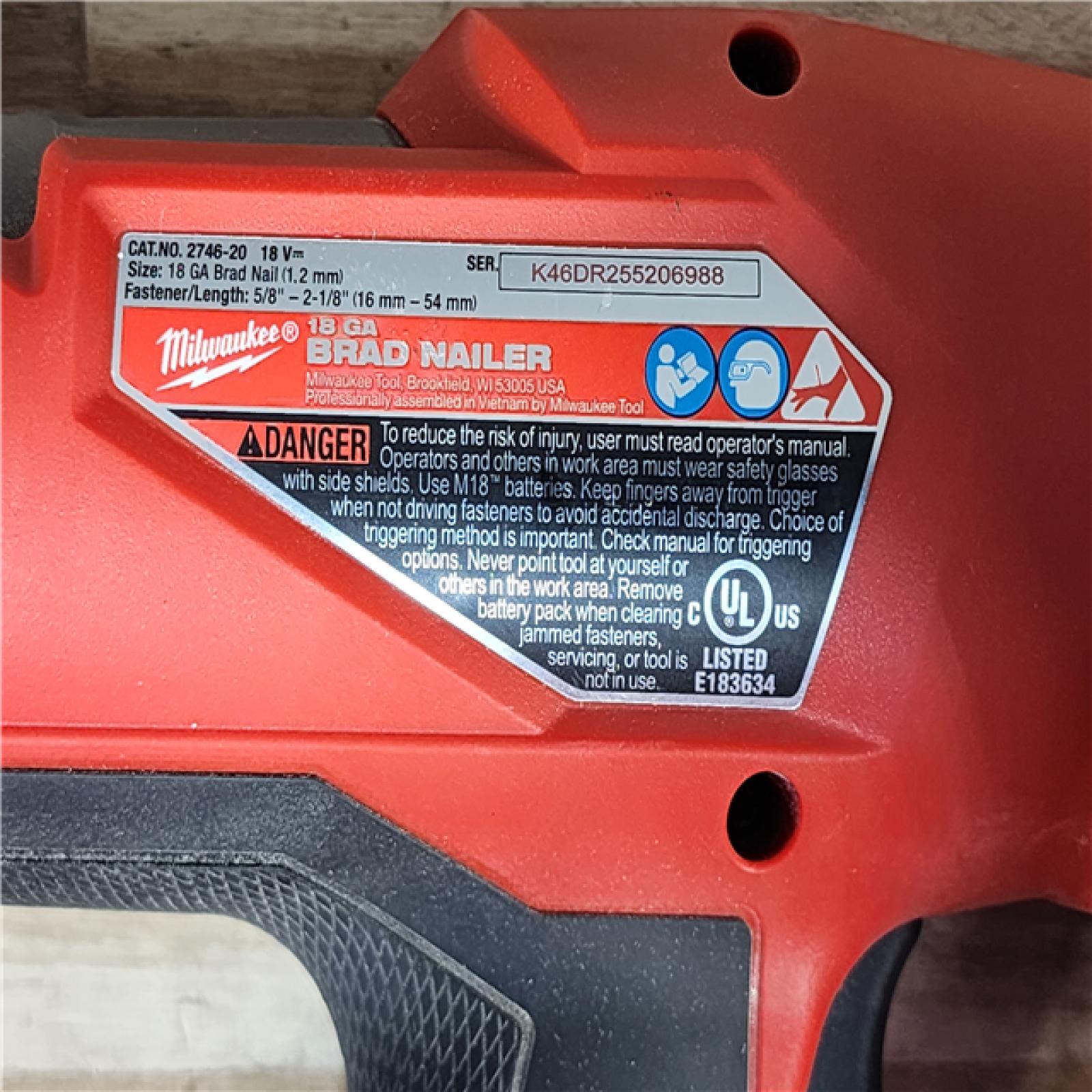 HOUSTON LOCATION - AS-IS Milwaukee FUEL 18-Volt Lithium-Ion Brushless Cordless Gen II 18-Gauge Brad Nailer (Tool-Only)