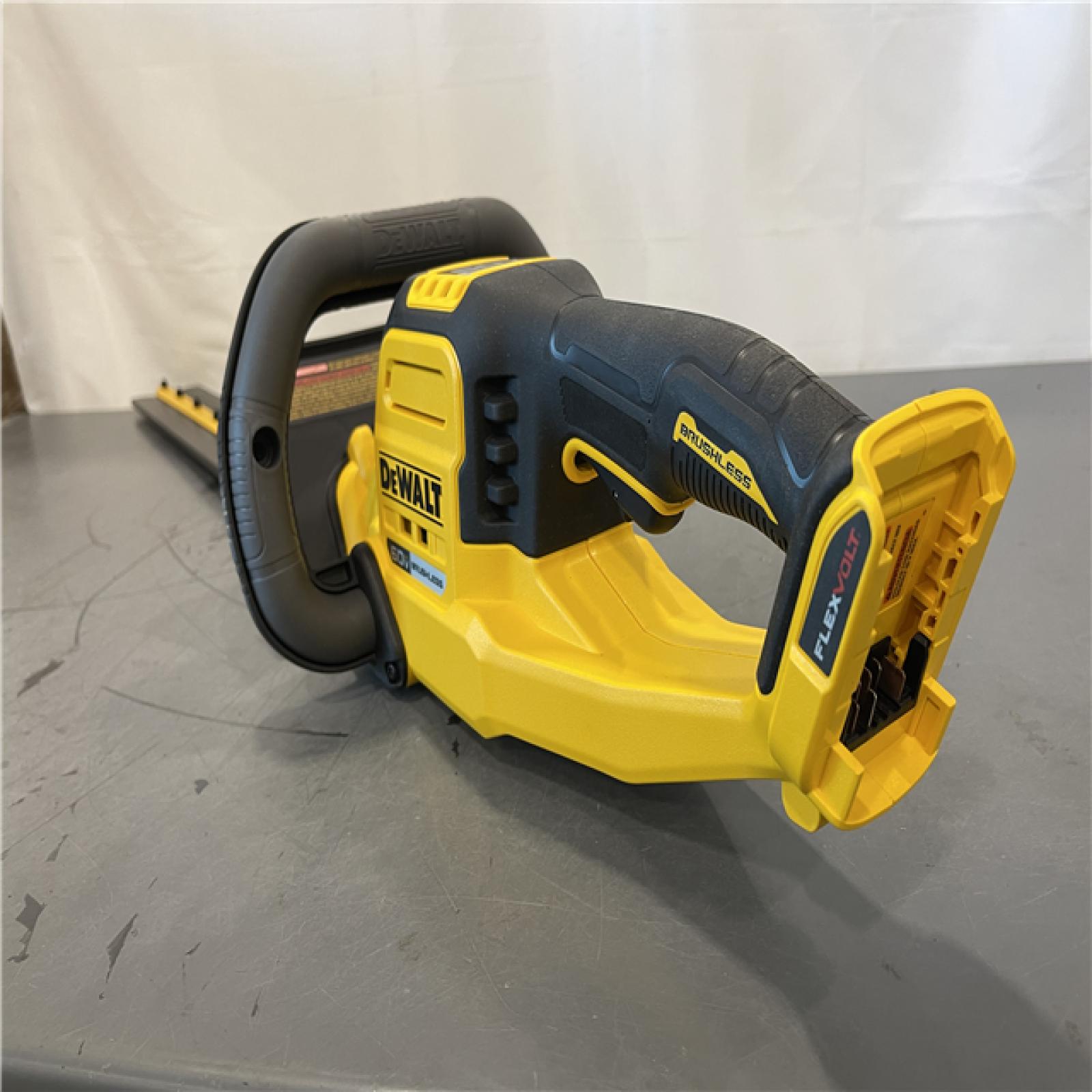 AS-IS - FLEXVOLT 60V MAX 26 in. Brushless Cordless Battery Powered Hedge Trimmer