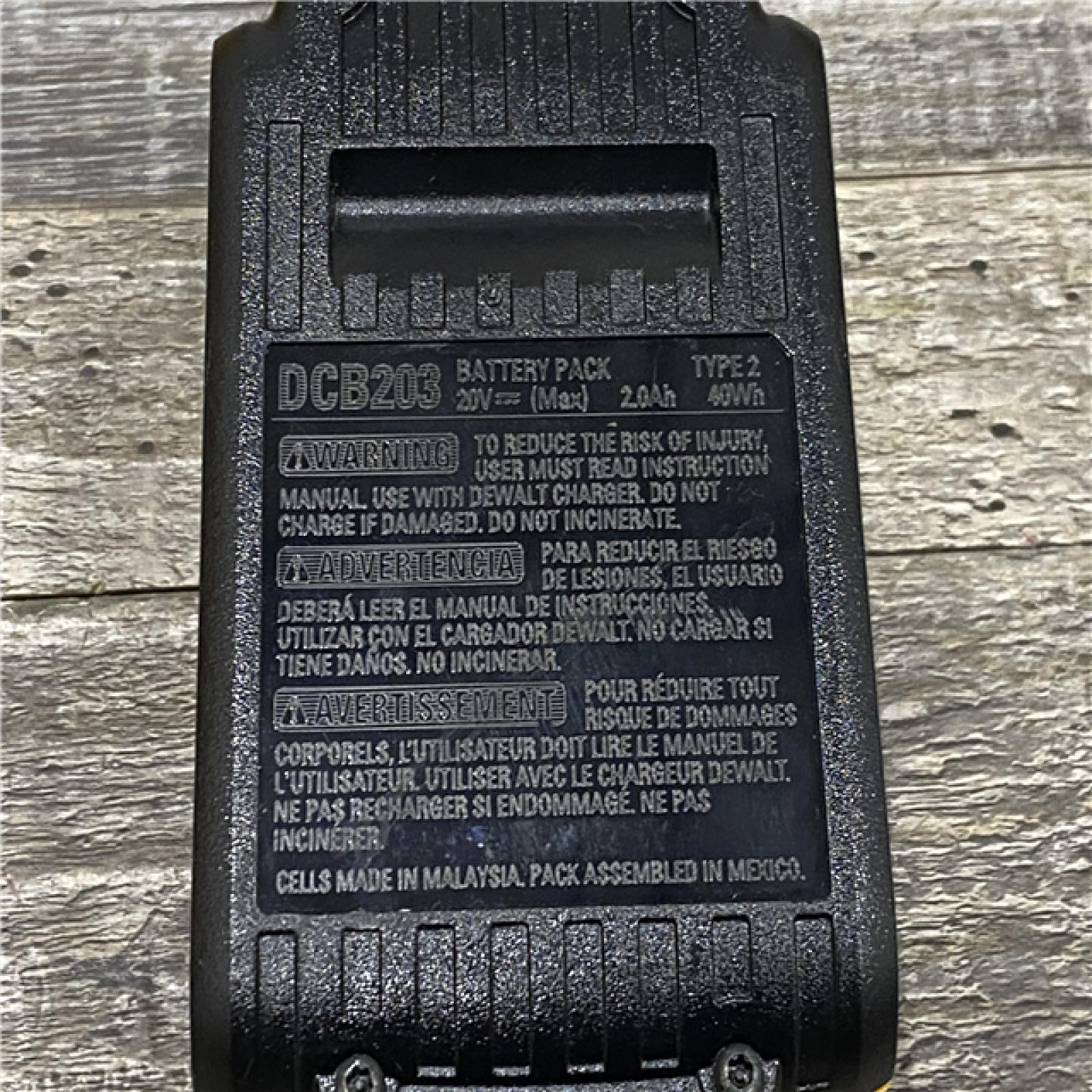 AS-IS DEWALT Atomic 20V Max Lithium-Ion Brushless Cordless Compact 1/4 in. Impact Driver Kit