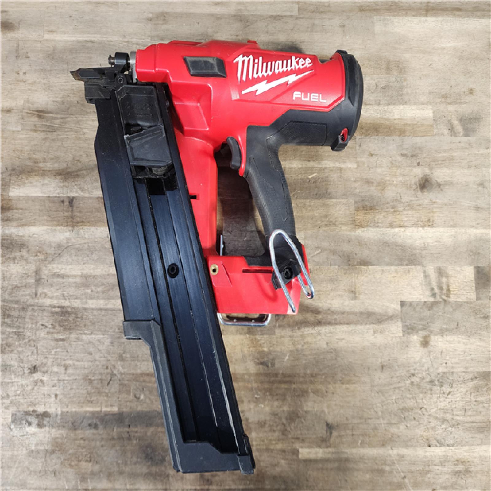 HOUSTON LOCATION - AS-IS Milwaukee 2744-20 M18 FUEL 3-1/2 in. 18-Volt 21-Degree Lithium-Ion Brushless Cordless Framing Nailer (Tool-Only)