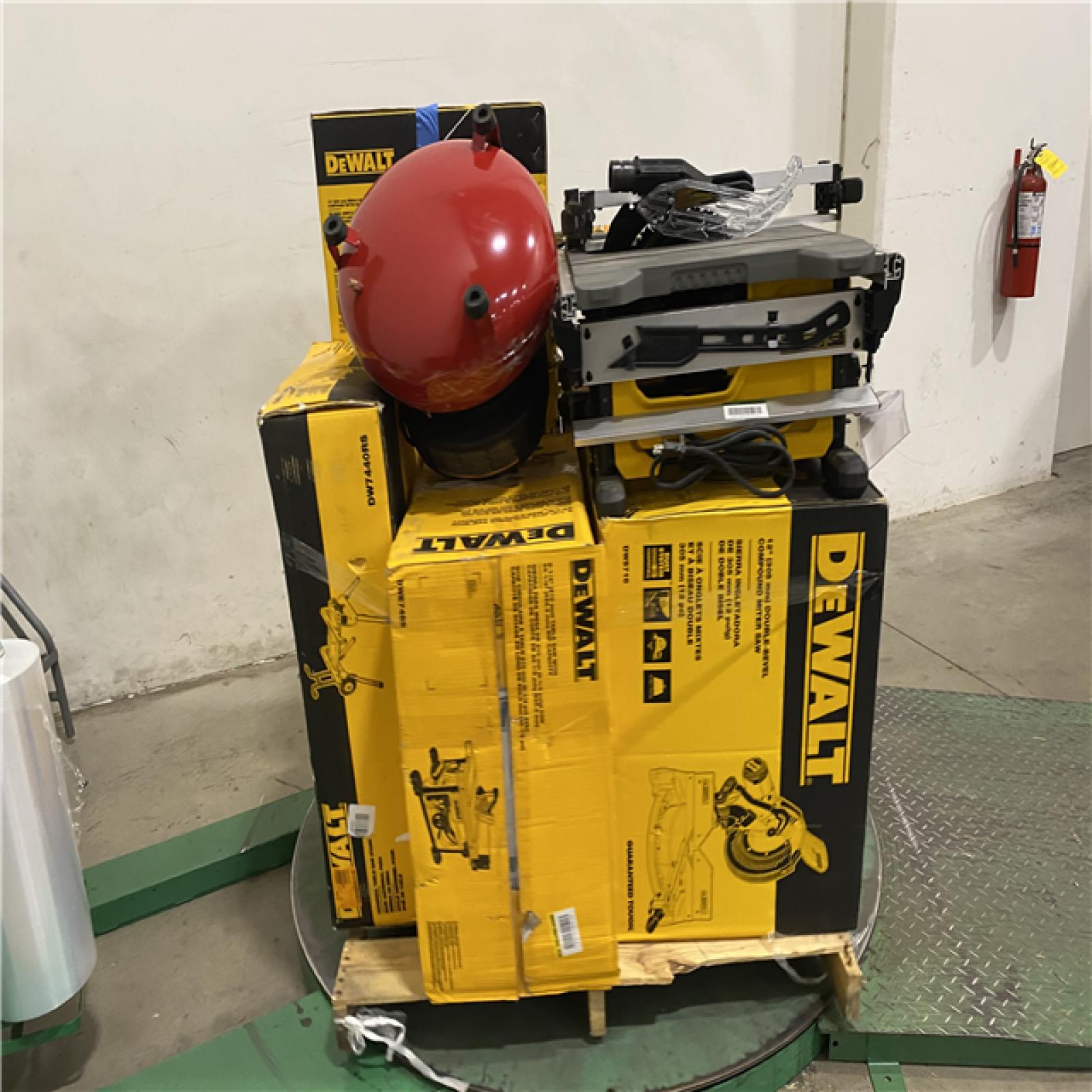 Dallas Location - As-Is DEWALT Tool Pallet
