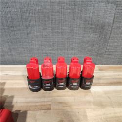 HOUSTON LOCATION - AS-IS MILWAUKEE BATTERY PACK QTY - 15