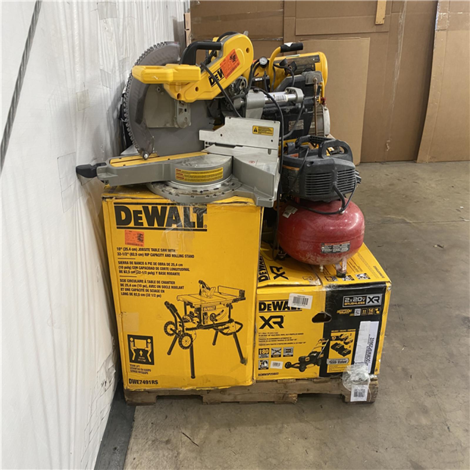Houston Location AS IS - Tool Pallet