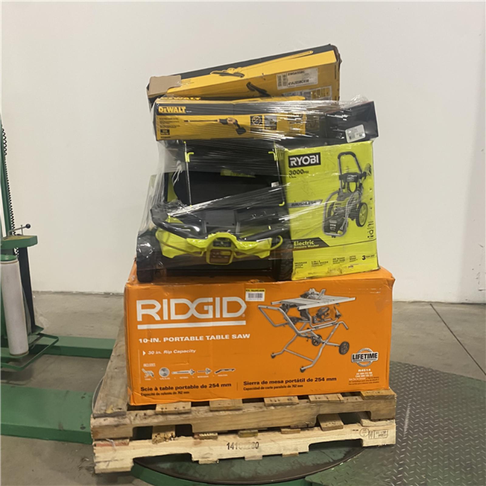 Dallas Location - As-Is Tool Pallet